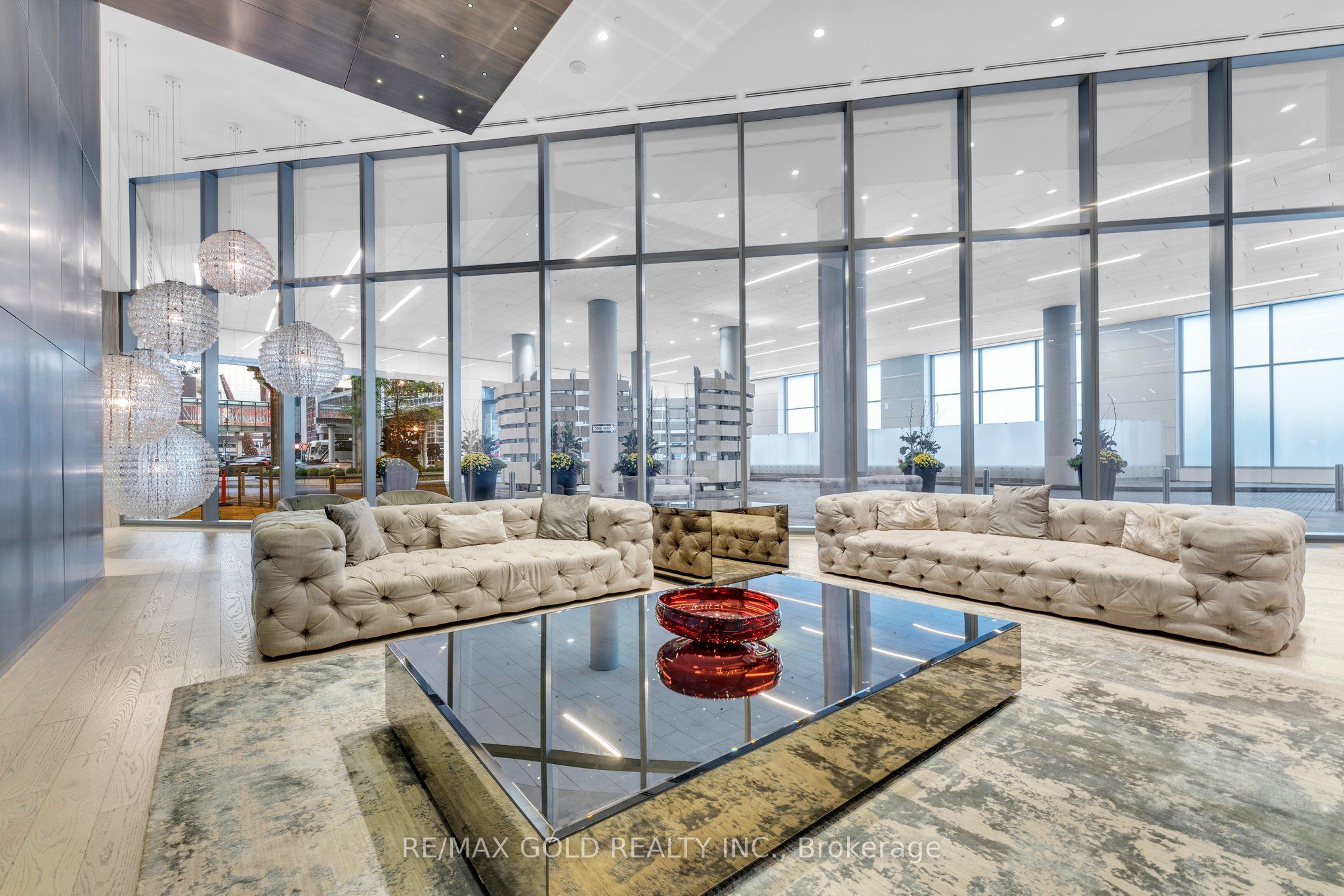 100 Harbour Street 1202, Toronto, ON M5J 0B5 photo 4