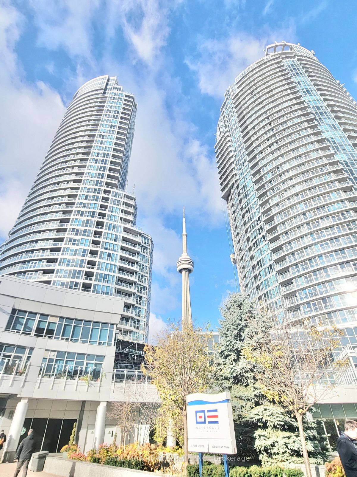 208 Queens Quay W 2612, Toronto, ON M5J 2Y5