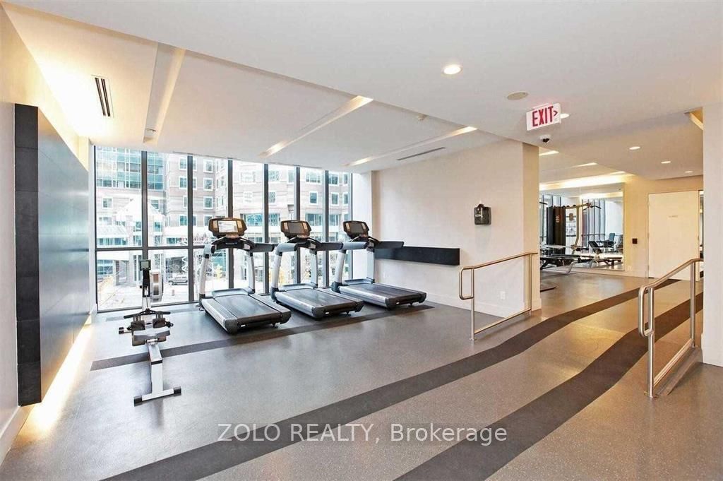 110 Charles Street E 1407, Toronto, ON M4Y 1T5 photo 4