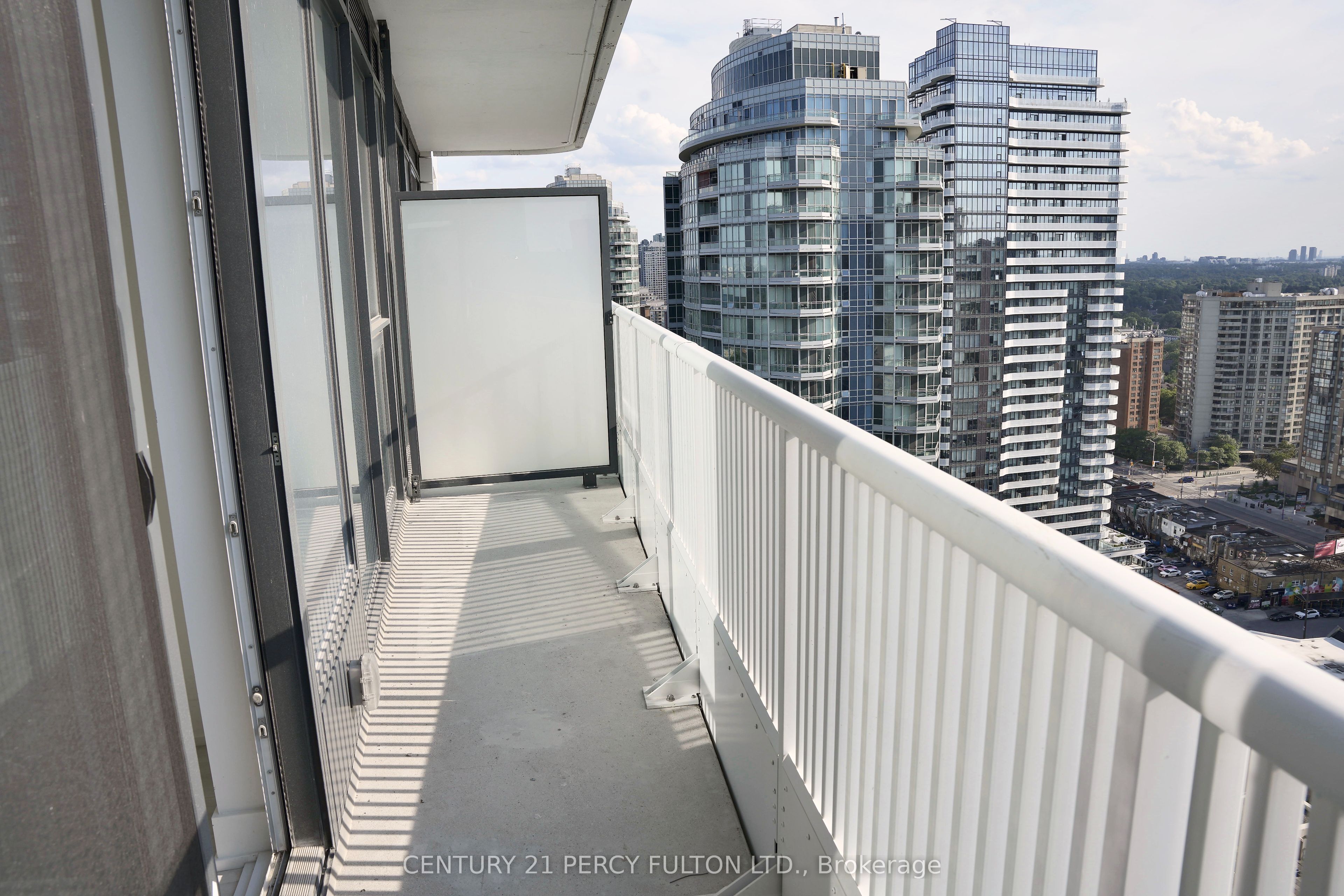 36 Olive Avenue 2613, Toronto, ON M2N 0M4 photo 3