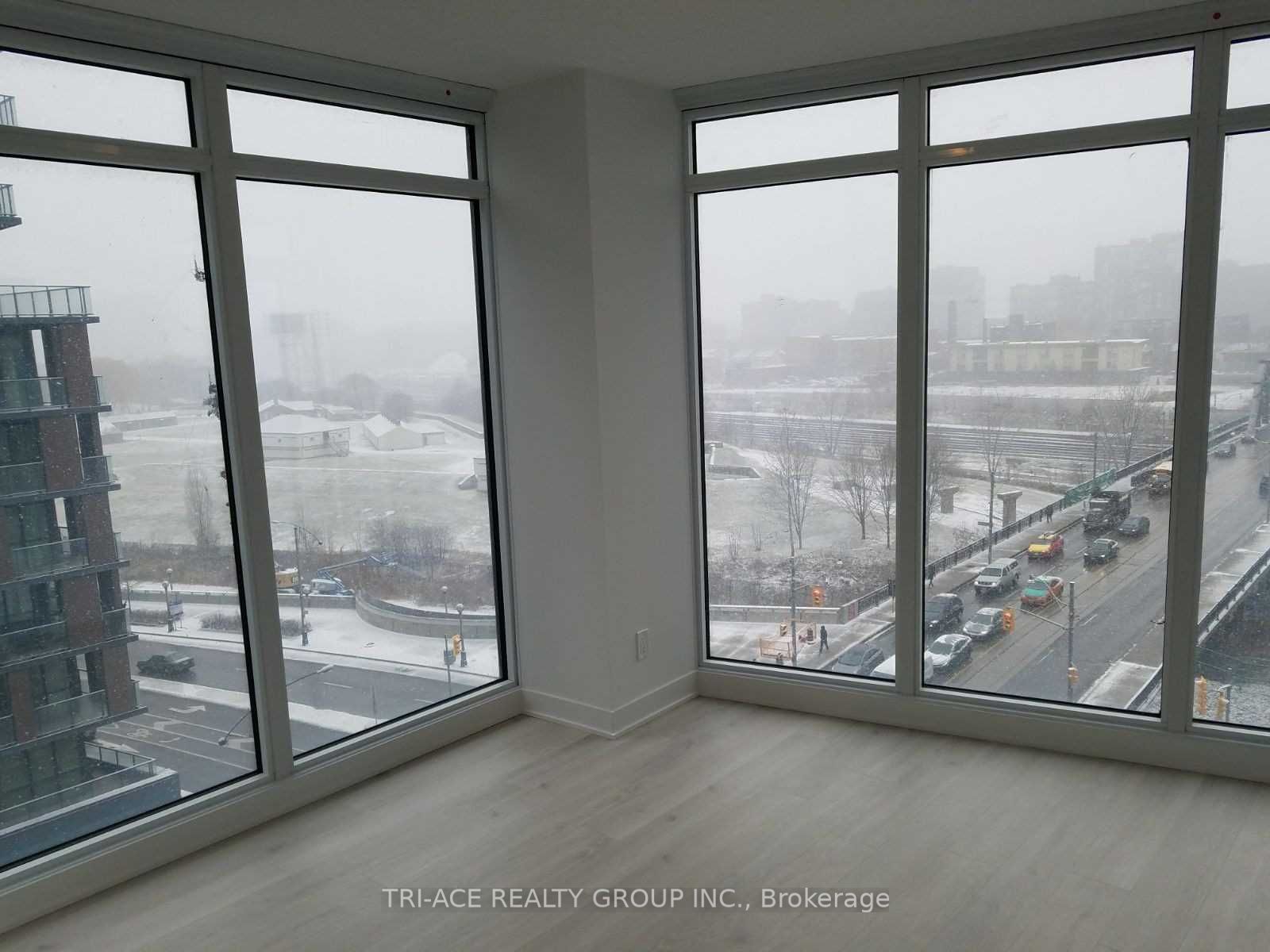 80 Queens Wharf Road 803, Toronto, ON M5V 0J3 photo 2