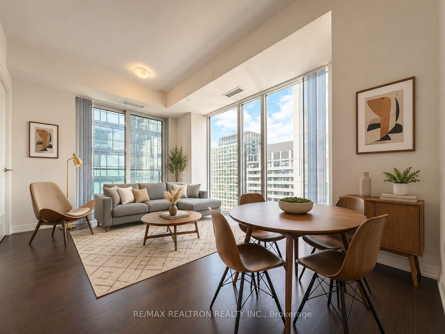 8 Widmer Street 4303, Toronto, ON M5V 0W6 photo 4