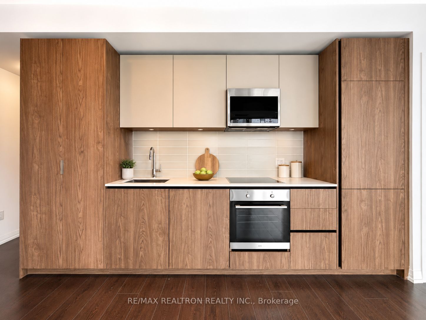 8 Widmer Street 4303, Toronto, ON M5V 0W6 photo 5