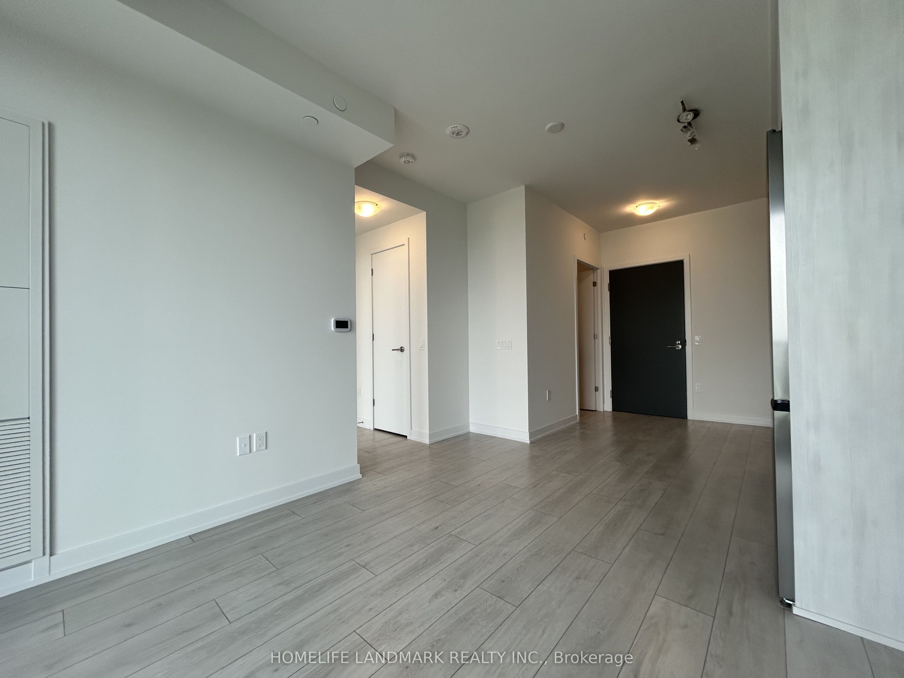 5858 Yonge Street 3112, Toronto, ON M2M 0C6 photo 2