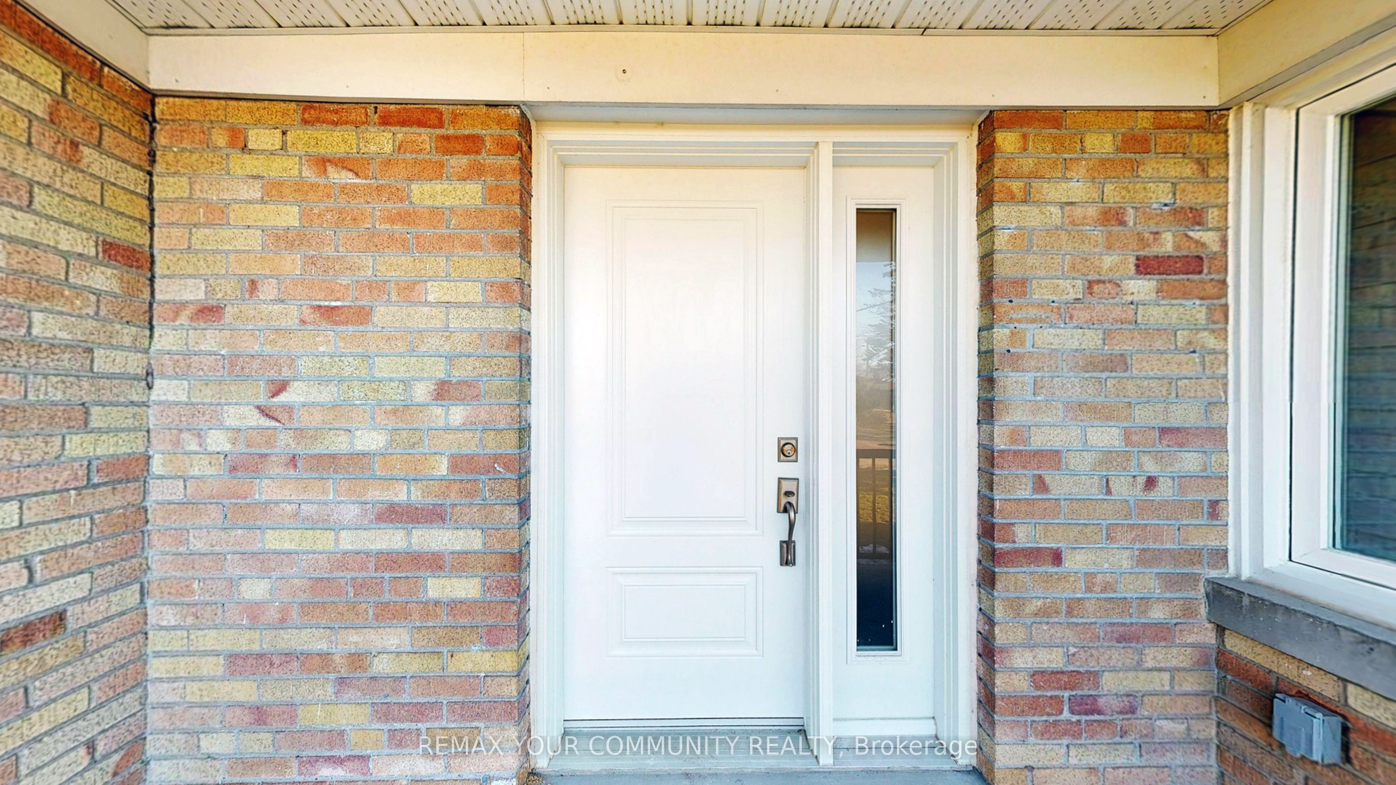 135 Searle Avenue, Toronto, ON M3H 4B1 photo 2