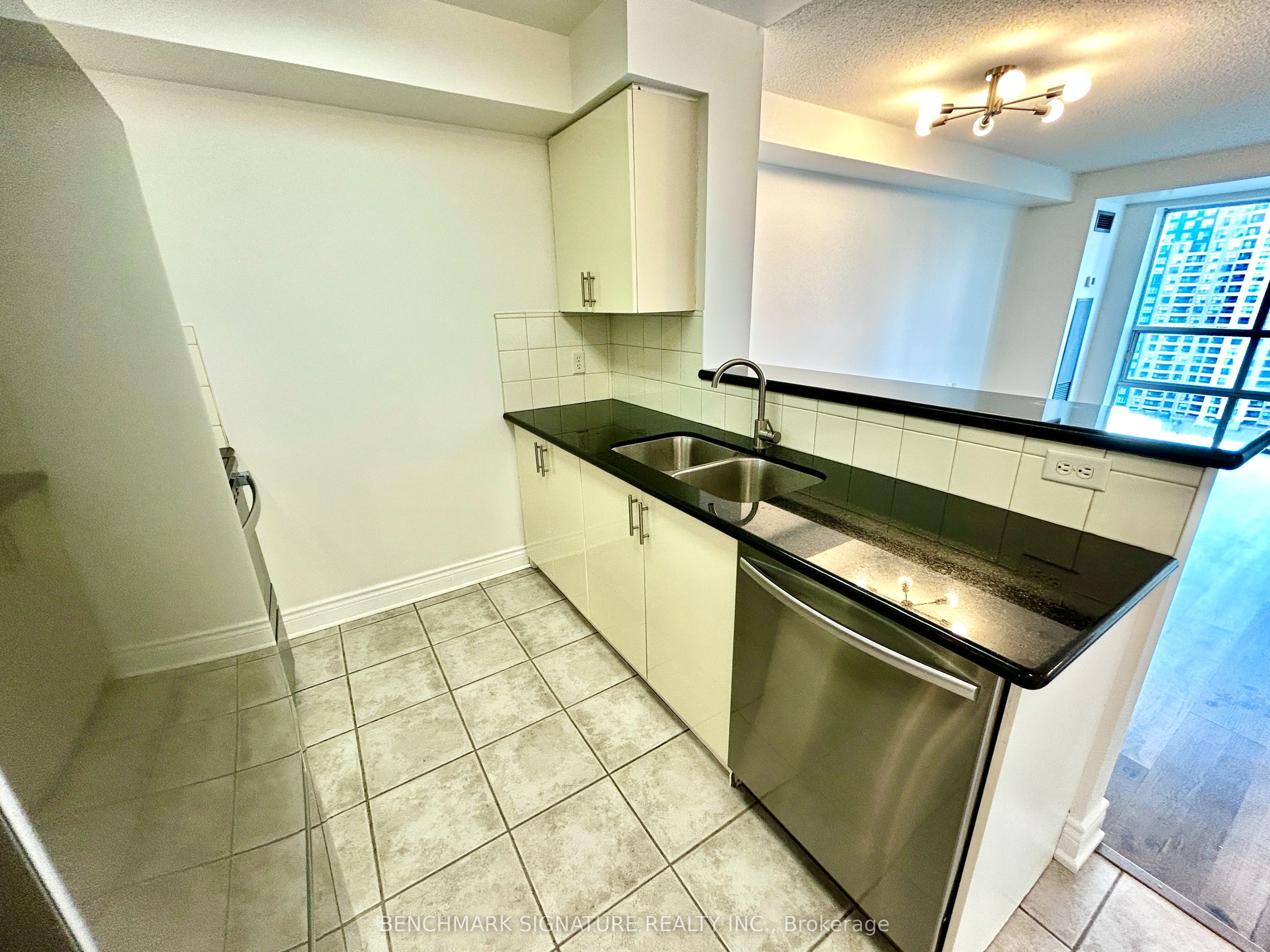 22 Olive Avenue 1901, Toronto, ON M2N 7G6 photo 5