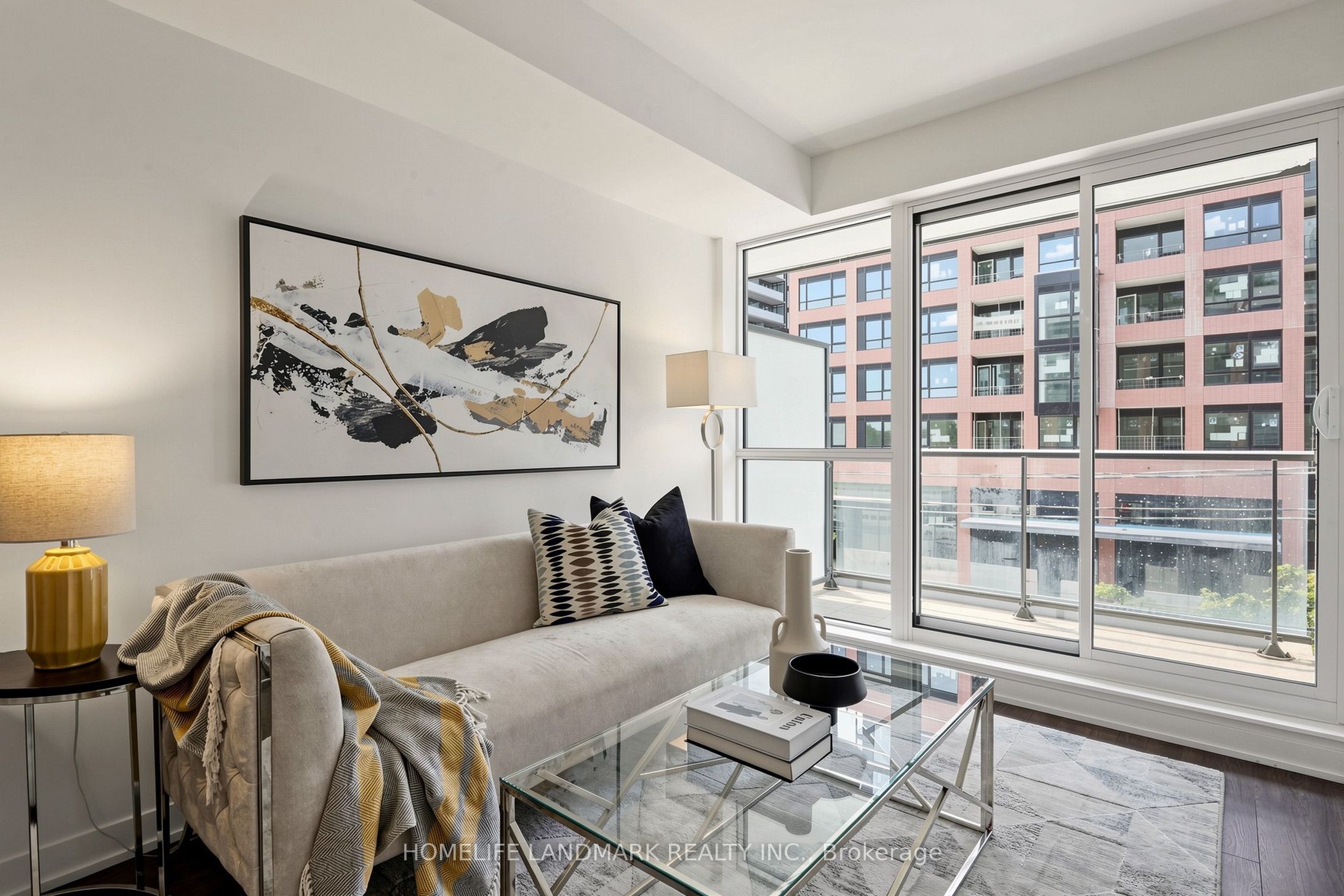 31 Tippett Road 359, Toronto, ON M3H 0C8 photo 4