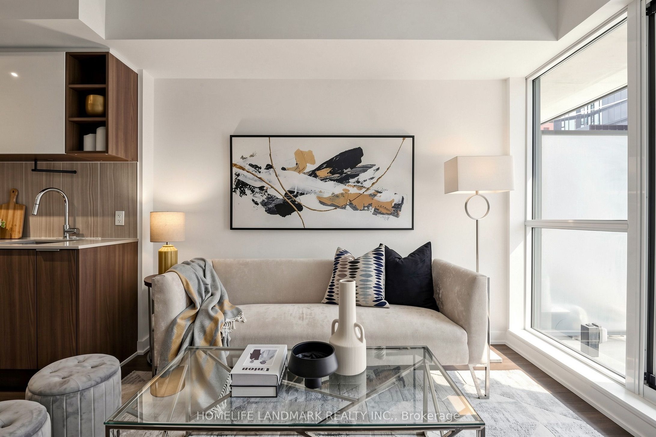 31 Tippett Road 359, Toronto, ON M3H 0C8 photo 5