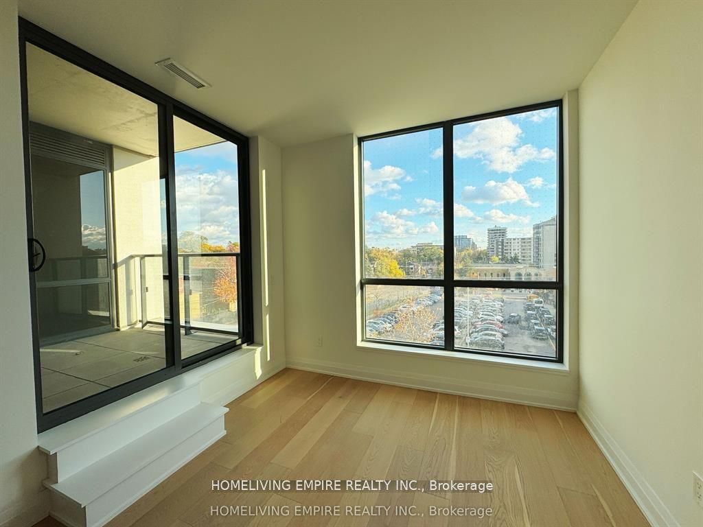 505 Glencairn Avenue 221, Toronto, ON M6B 0B2 photo 4