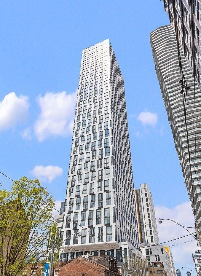 252 Church Street, Toronto, ON M5B 1Z2