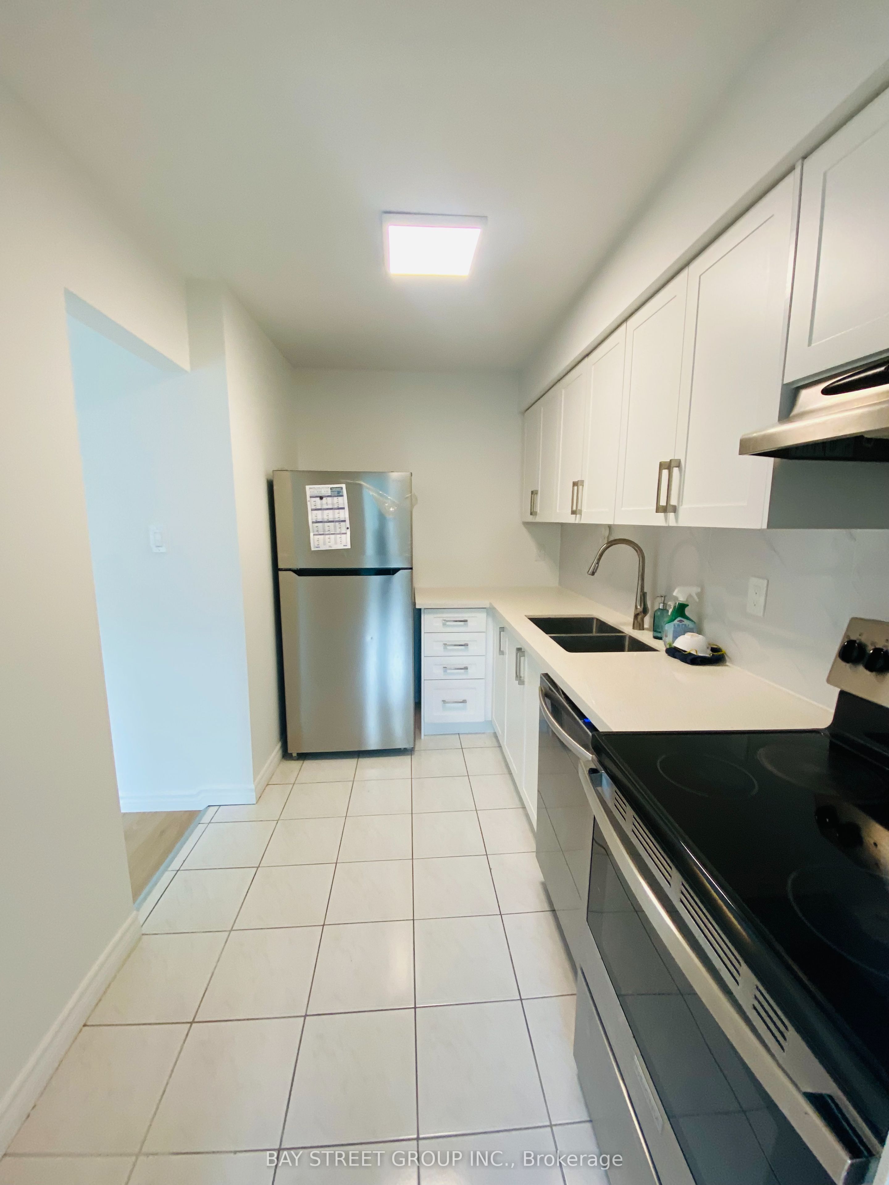 44 Woody Vine Way 251, Toronto, ON M2J 4H6 photo 2