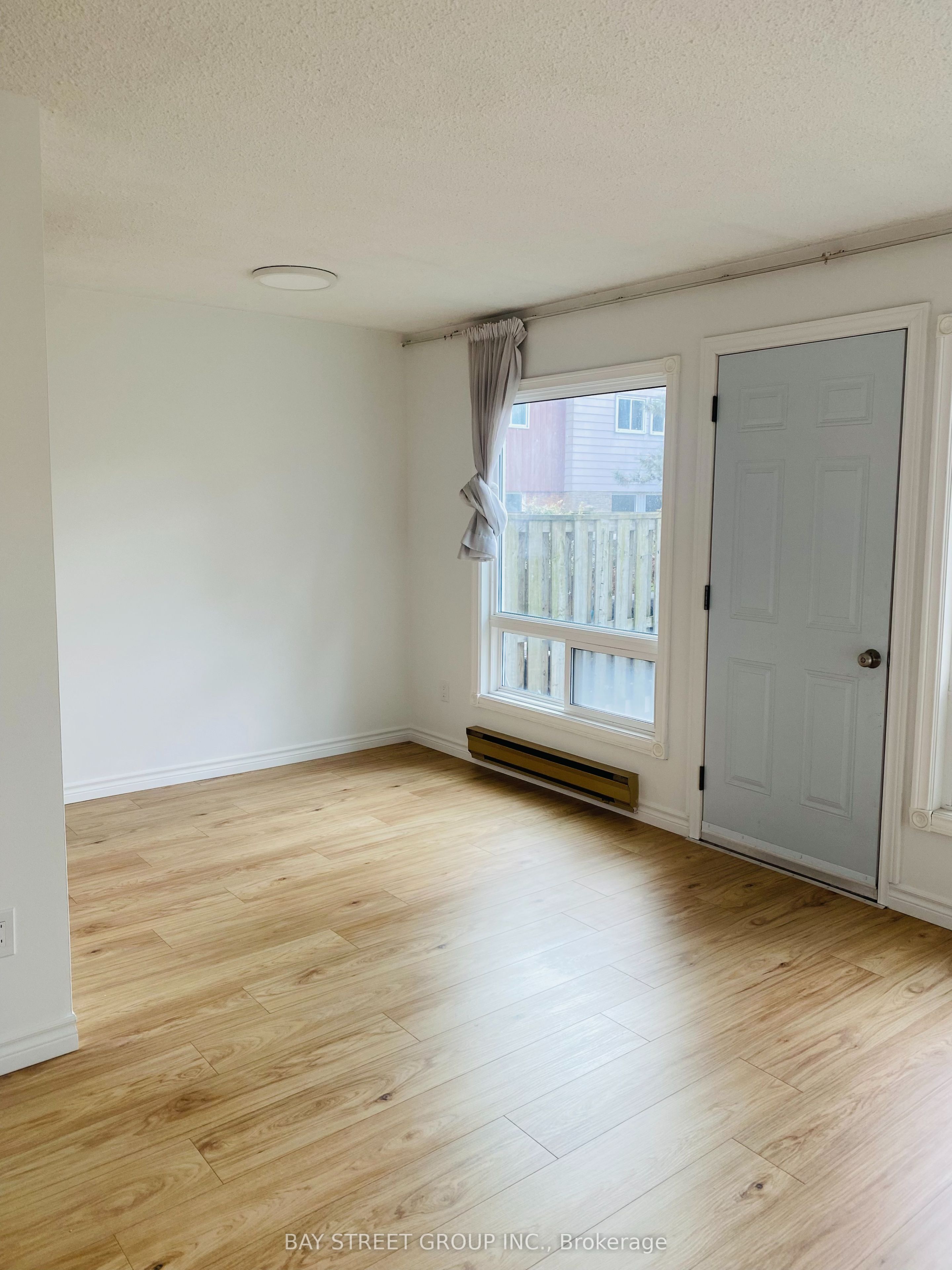 44 Woody Vine Way 251, Toronto, ON M2J 4H6 photo 4