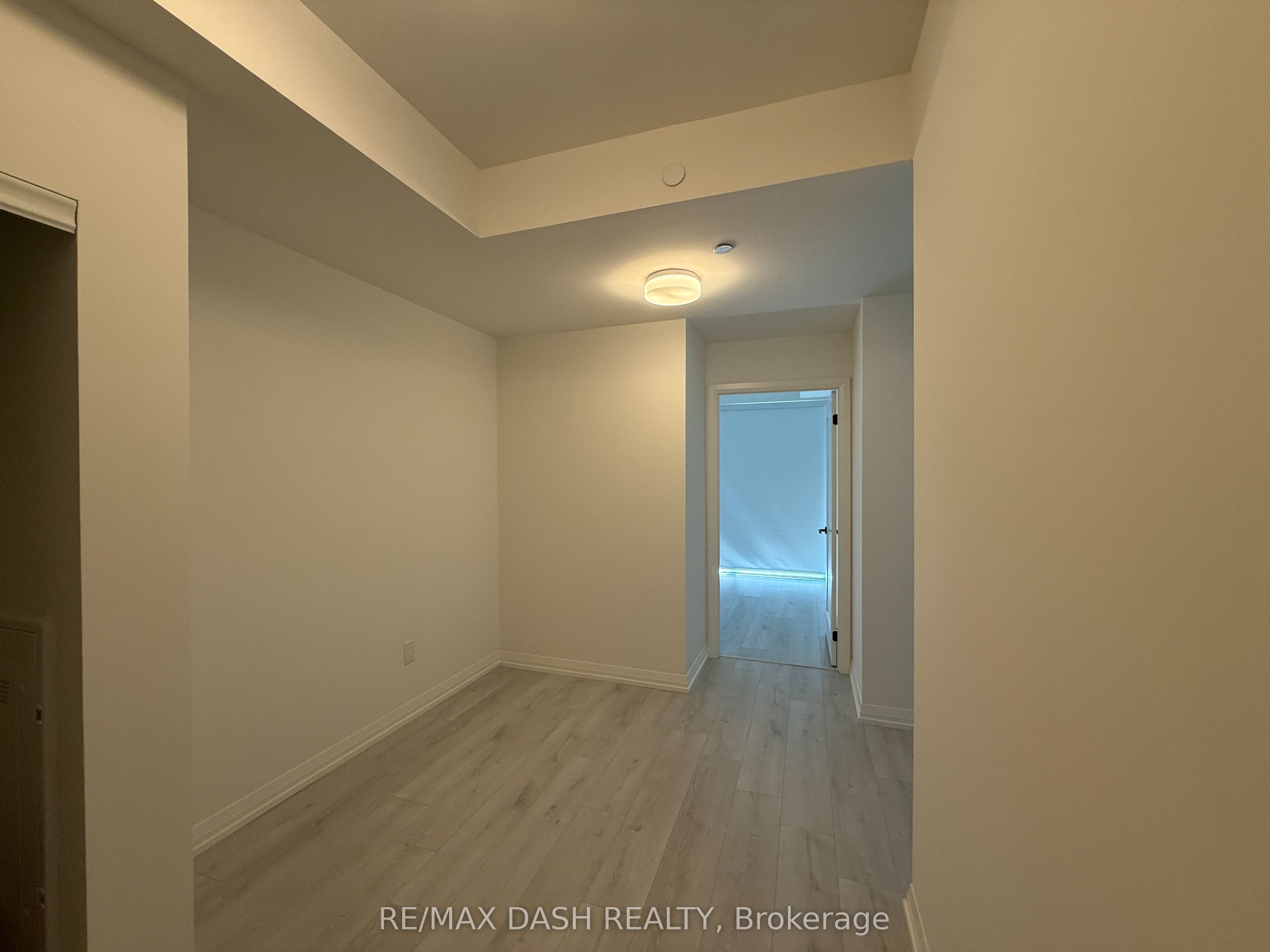 280 Dundas Street W 708, Toronto, ON M5T 0E3 photo 5