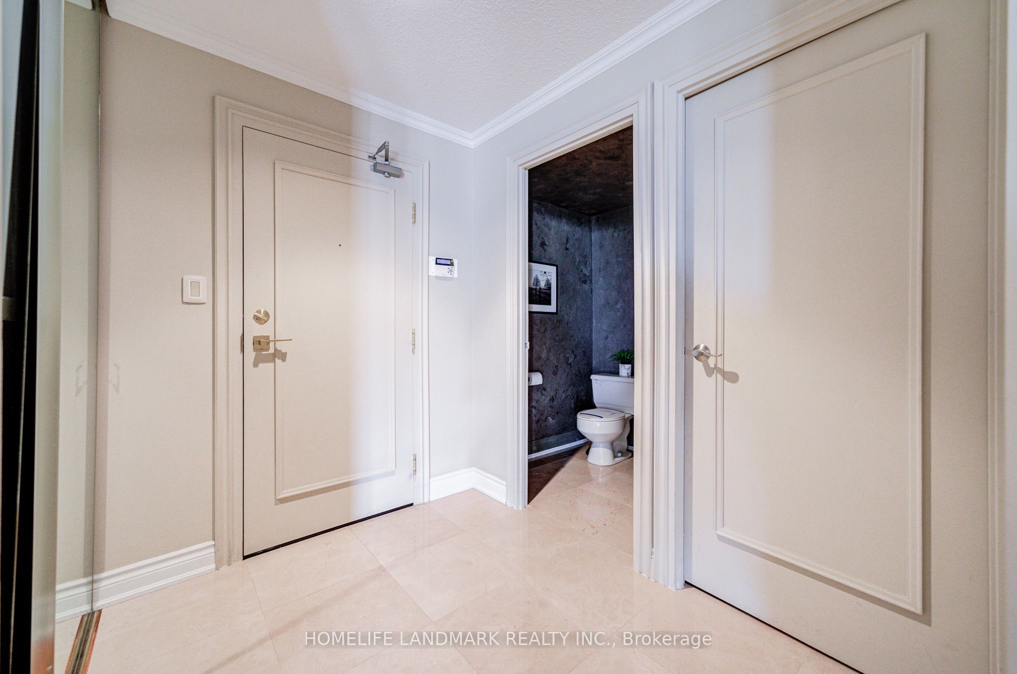 10 Kenneth Avenue PH 05, Toronto, ON M2N 6K6 photo 4