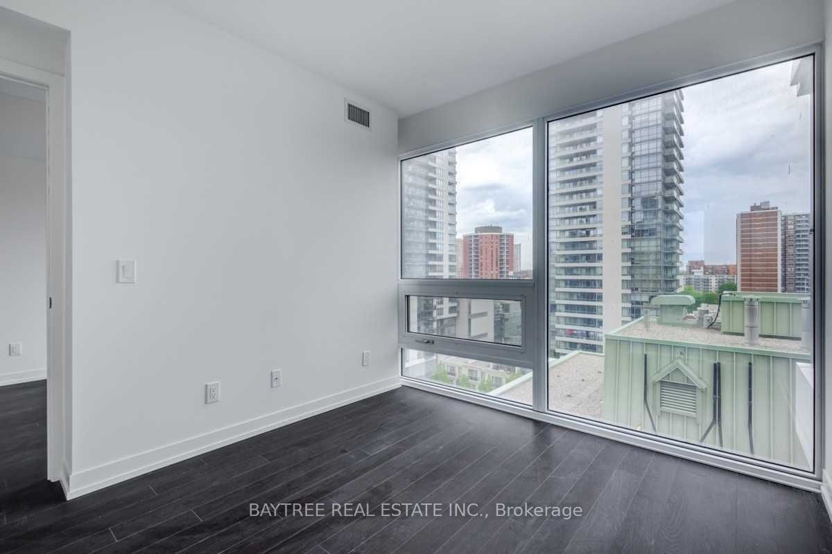 85 Wood Street 3505, Toronto, ON M4Y 0E8 photo 4
