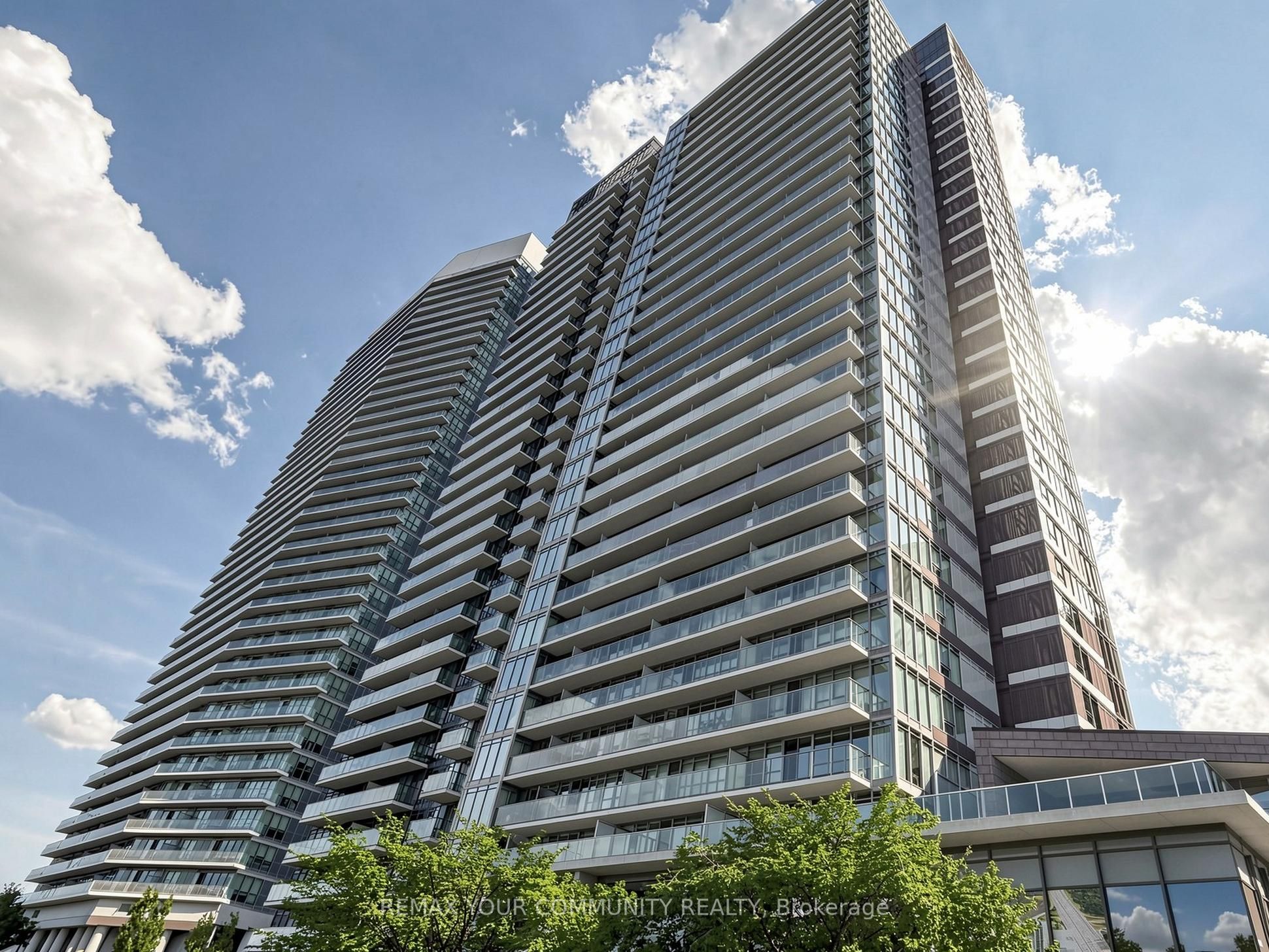 121 Mcmahon Drive 3302, Toronto, ON M2K 0C1 photo 2