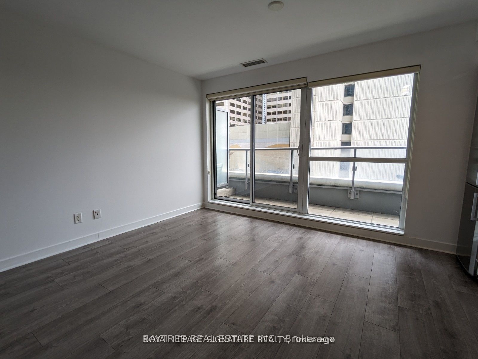 58 Orchard View Boulevard 413, Toronto, ON M4R 1B9 photo 3