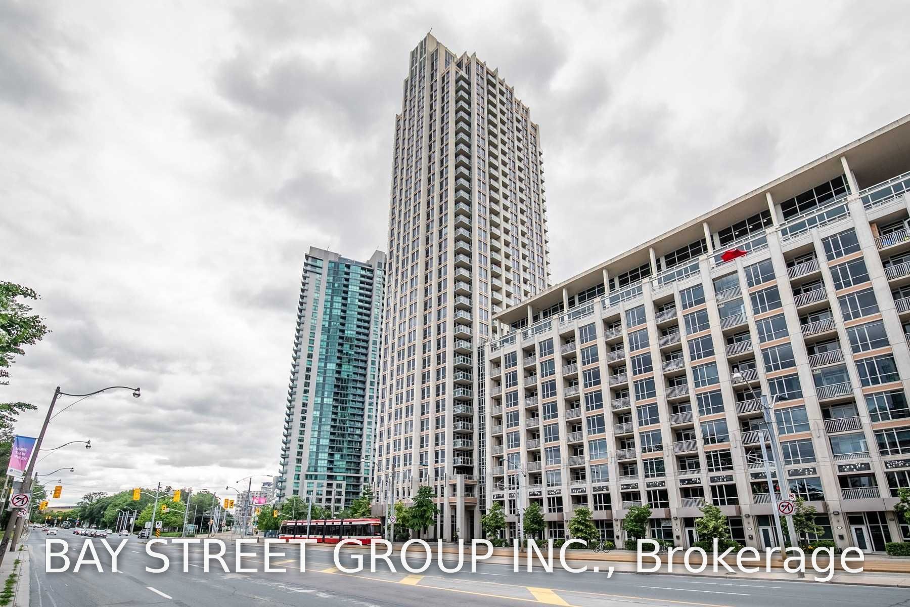 628 Fleet Street 1801, Toronto, ON M5V 1A8