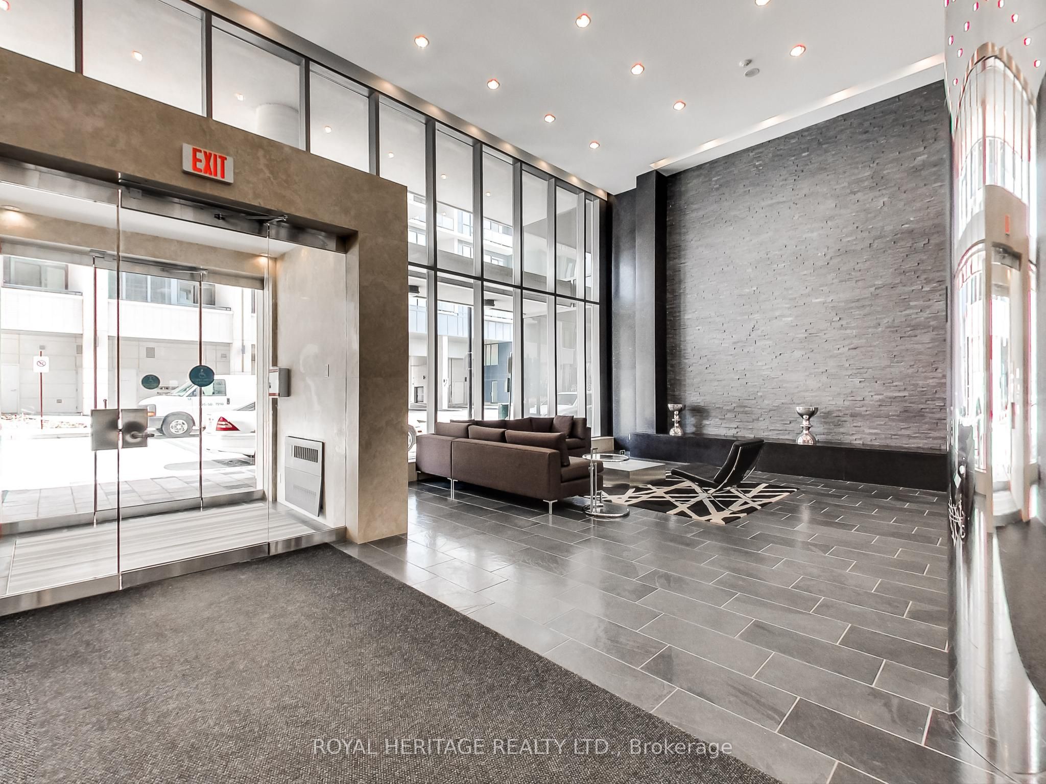 55 East Liberty Street 605, Toronto, ON M6K 3P9 photo 5
