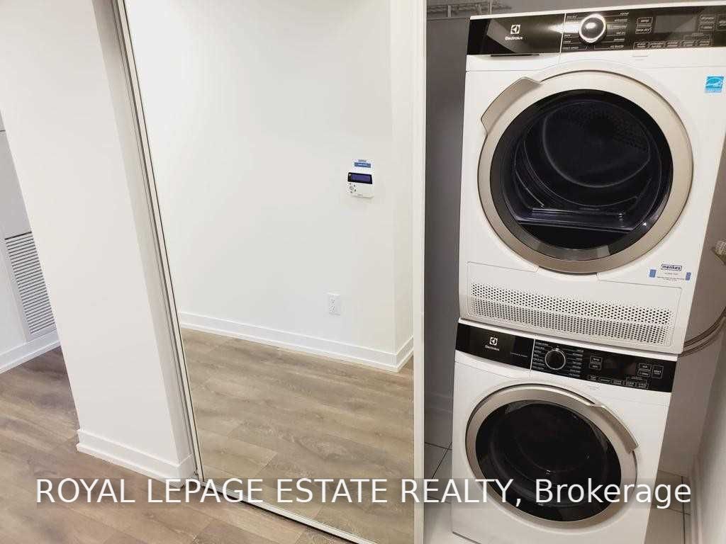 219 Dundas Street E 303, Toronto, ON M5A 1Z7 photo 5