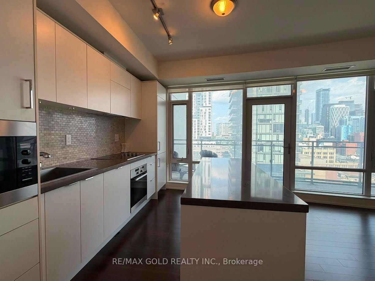 21 Widmer Street 1206, Toronto, ON M5V 0B8 photo 4
