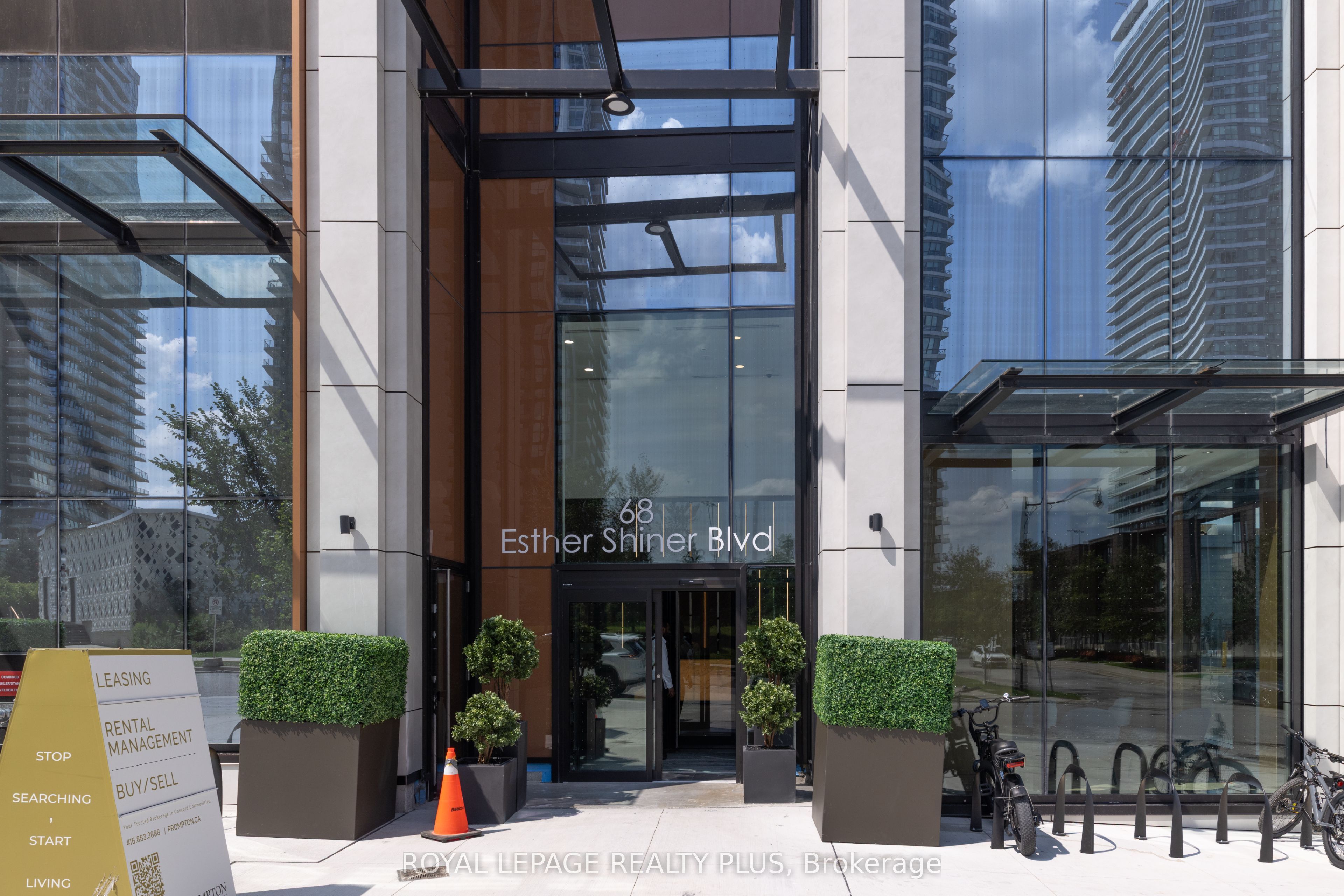 68 Esther Shiner Boulevard 662, Toronto, ON M2K 0J6 photo 2