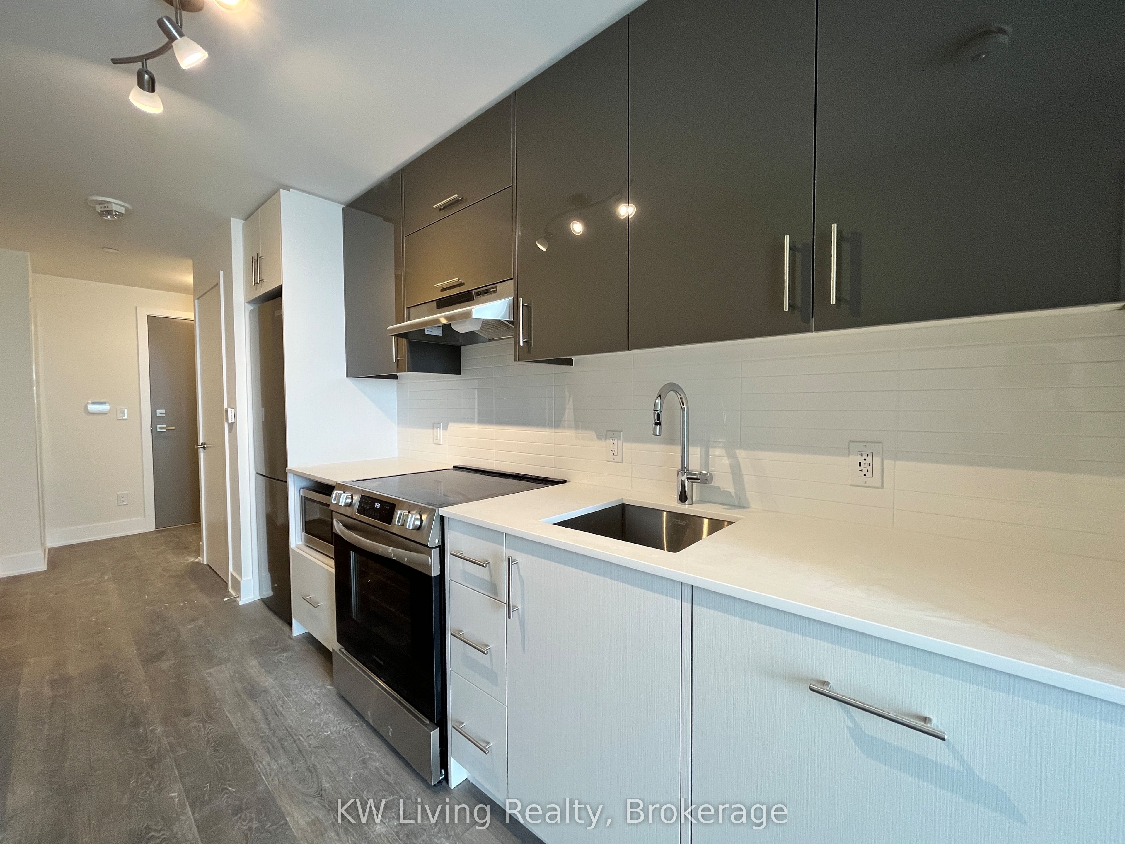 188 Fairview Mall Drive 2206, Toronto, ON M2J 0H7 photo 4