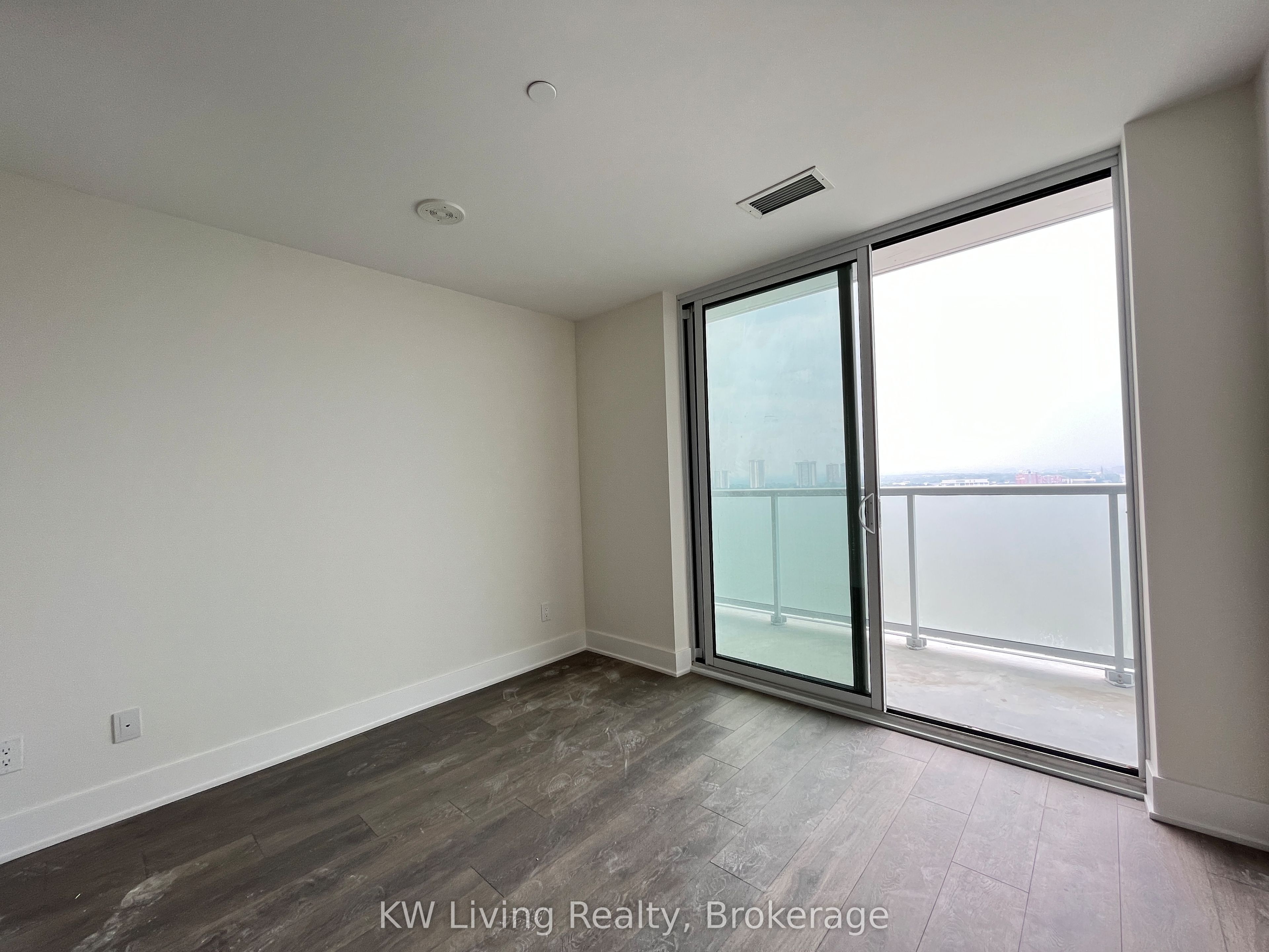 188 Fairview Mall Drive 2206, Toronto, ON M2J 0H7 photo 5