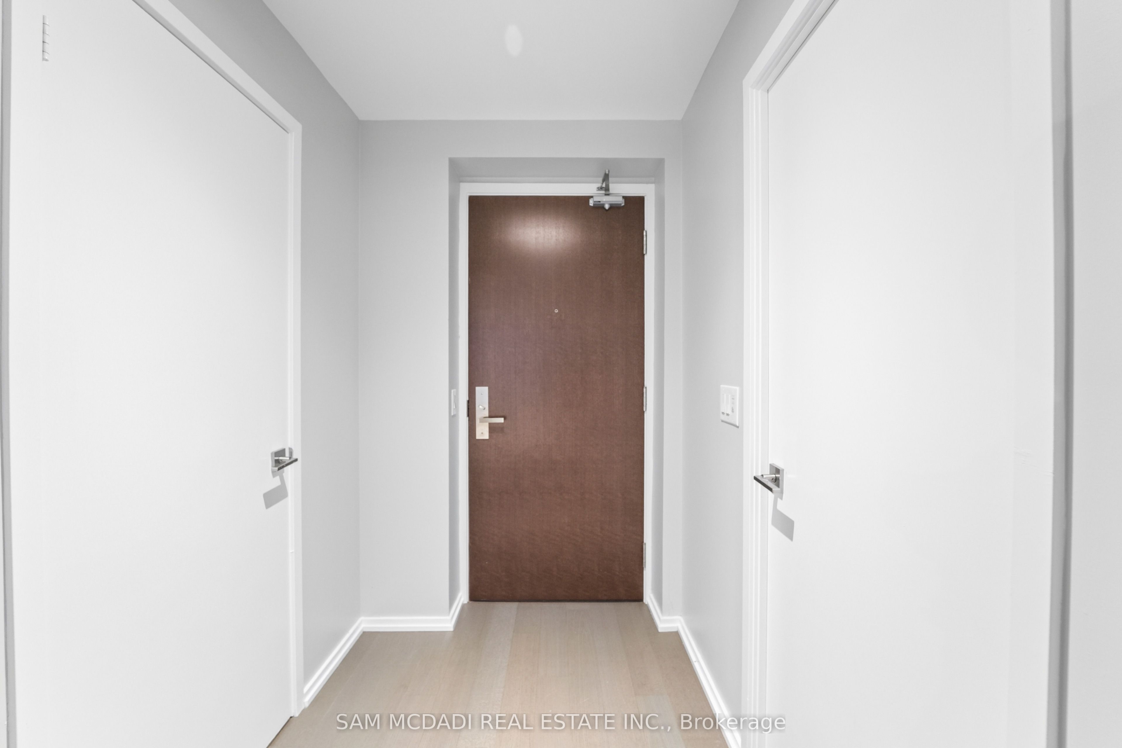 70 Temperance Street 608, Toronto, ON M5H 4E8 photo 5