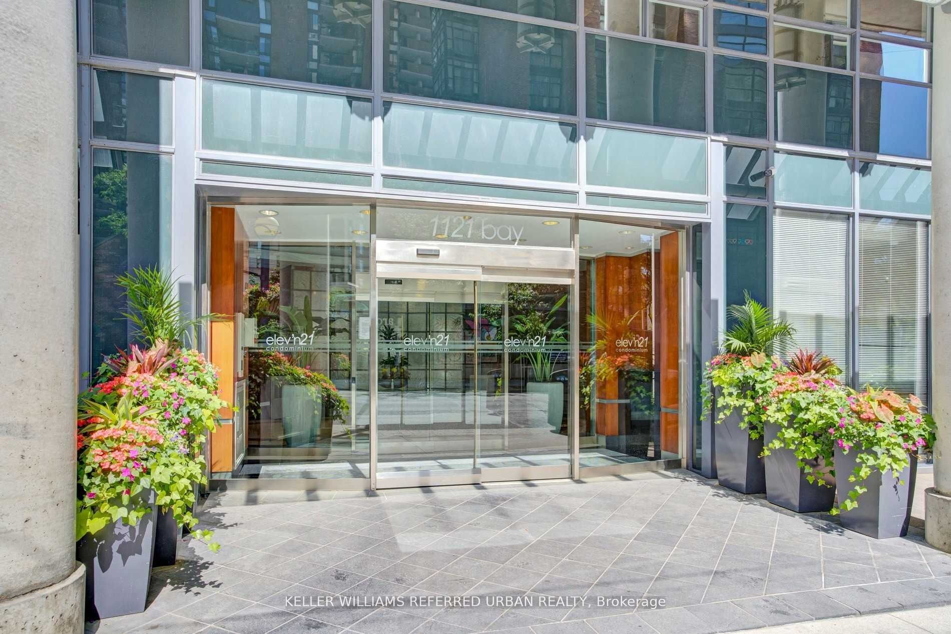 1121 Bay Street 1504, Toronto, ON M5S 3L9 photo 2
