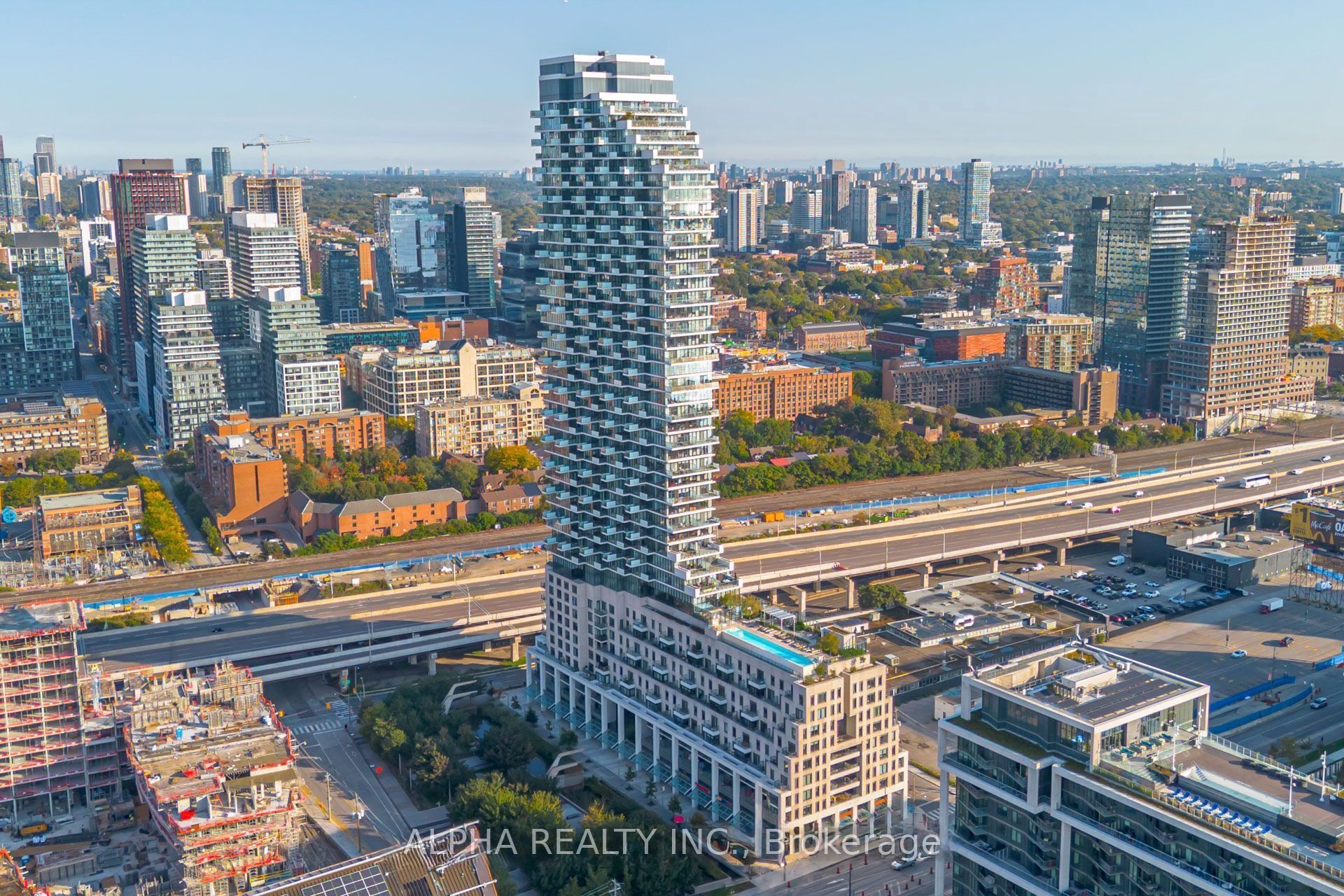 12 Bonnycastle Street 707, Toronto, ON M5A 0C8 photo 2