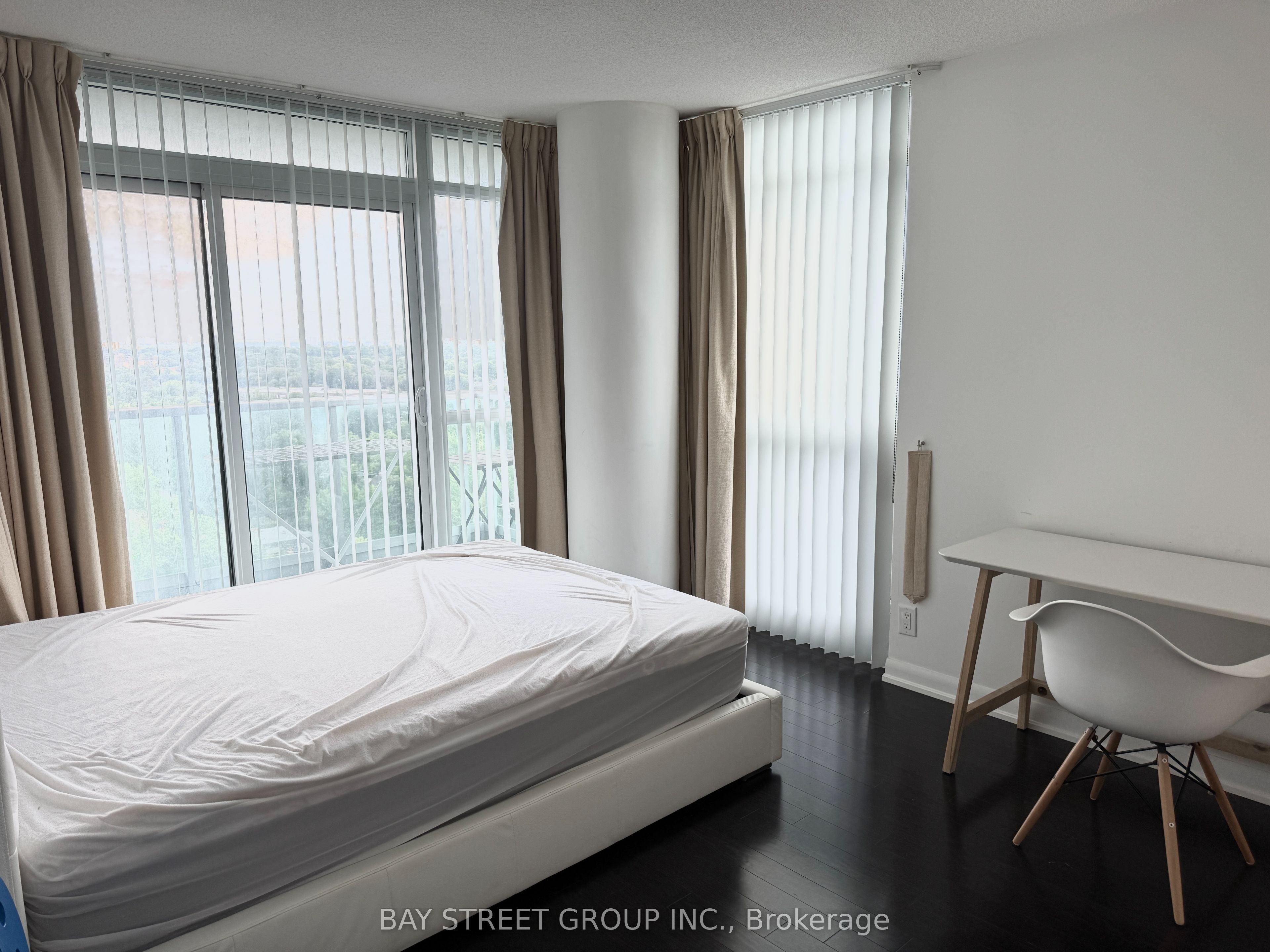 17 Anndale Drive 1612, Toronto, ON M2N 2W7 photo 5