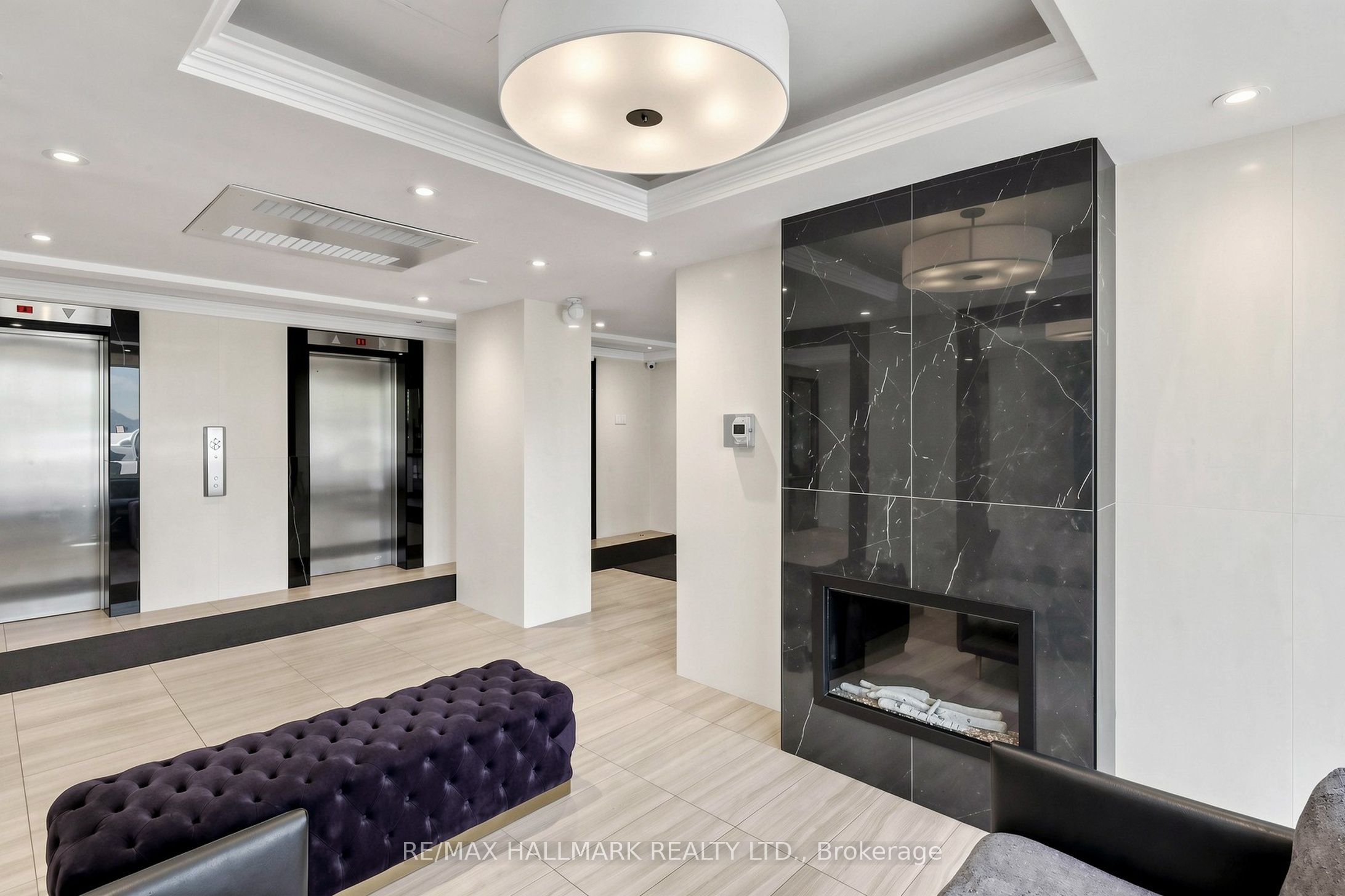 725 Don Mills Road 1401, Toronto, ON M3C 1S7 photo 4