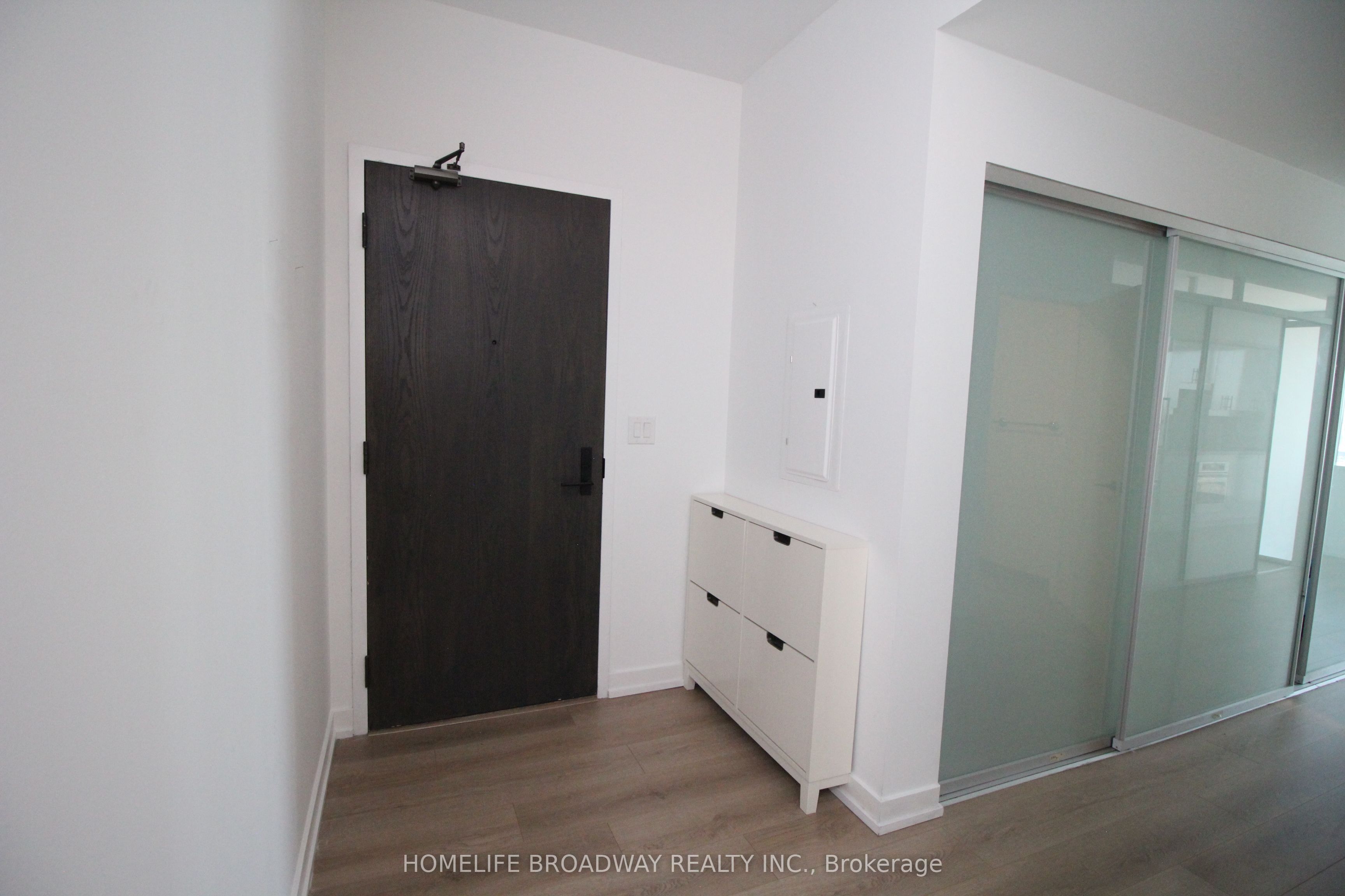 426 University Avenue 3701, Toronto, ON M5G 1S9 photo 2