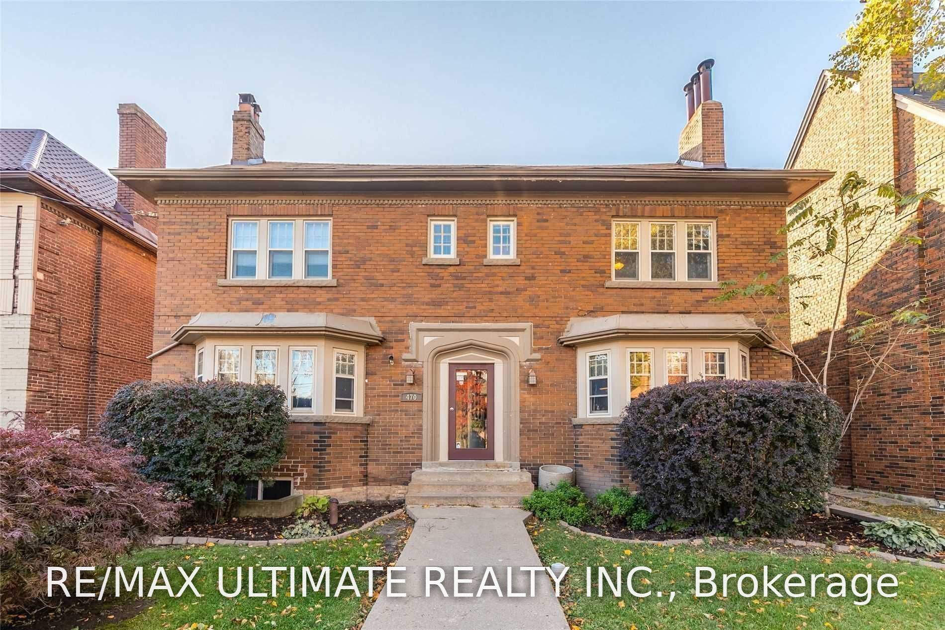 470 Oriole Parkway 4, Toronto, ON M5P 2H8