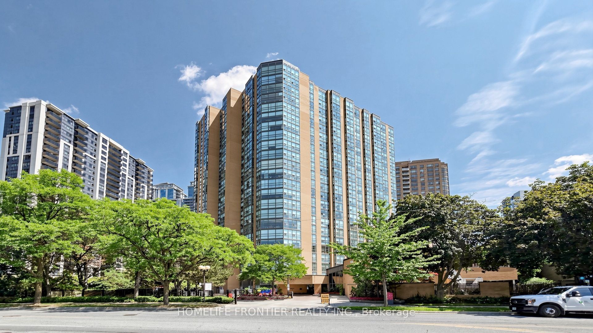 131 Beecroft Road 203, Toronto, ON M2N 6G9