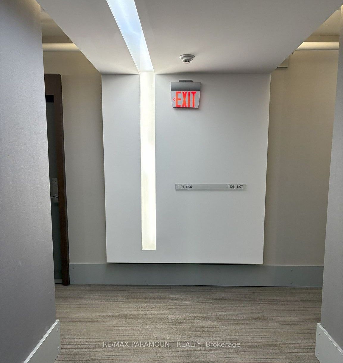 21 Widmer Street 1103, Toronto, ON M5V 0B8 photo 4