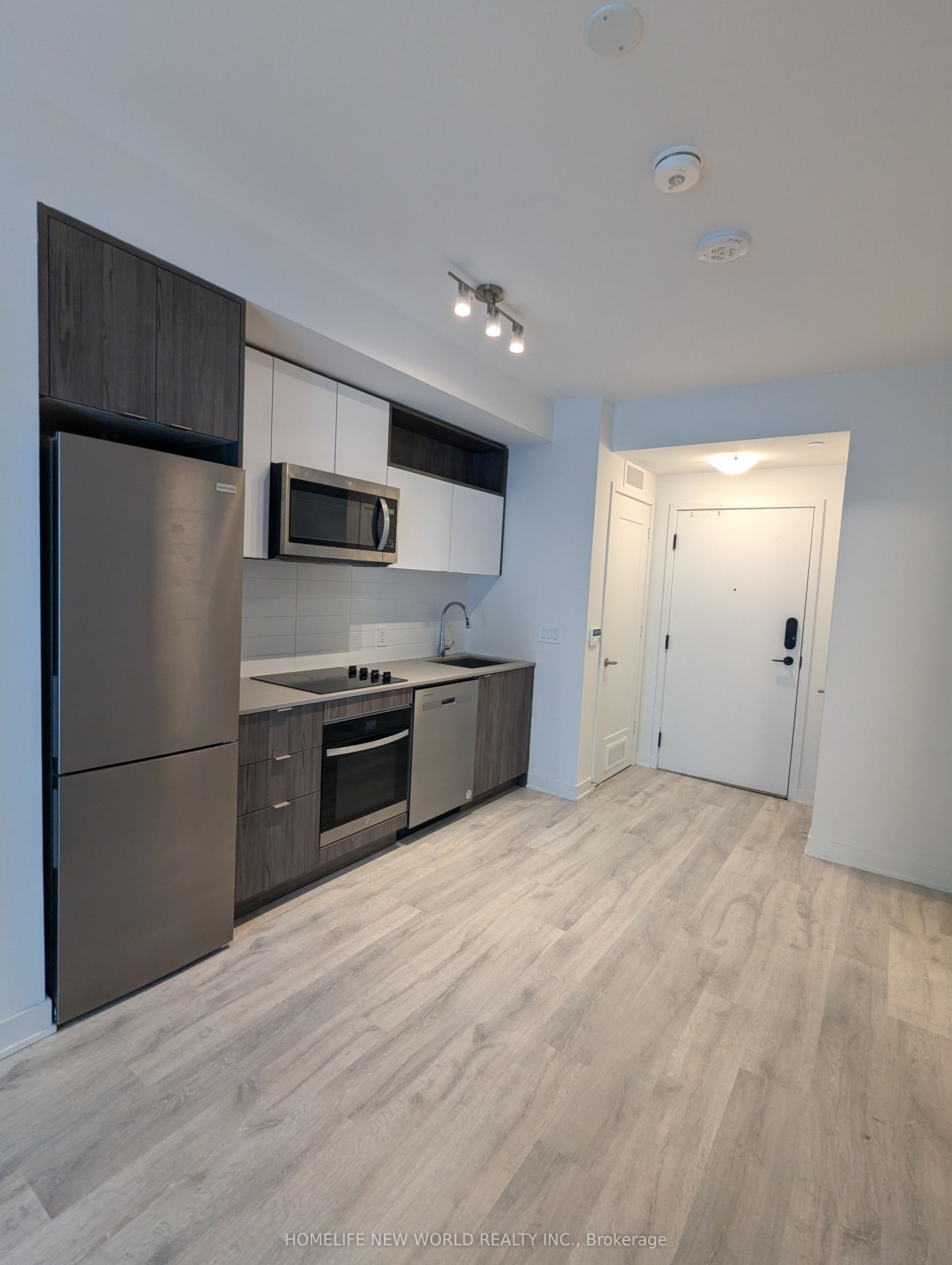 121 Lower Sherbourne Street 1643, Toronto, ON M5A 0W8 photo 2