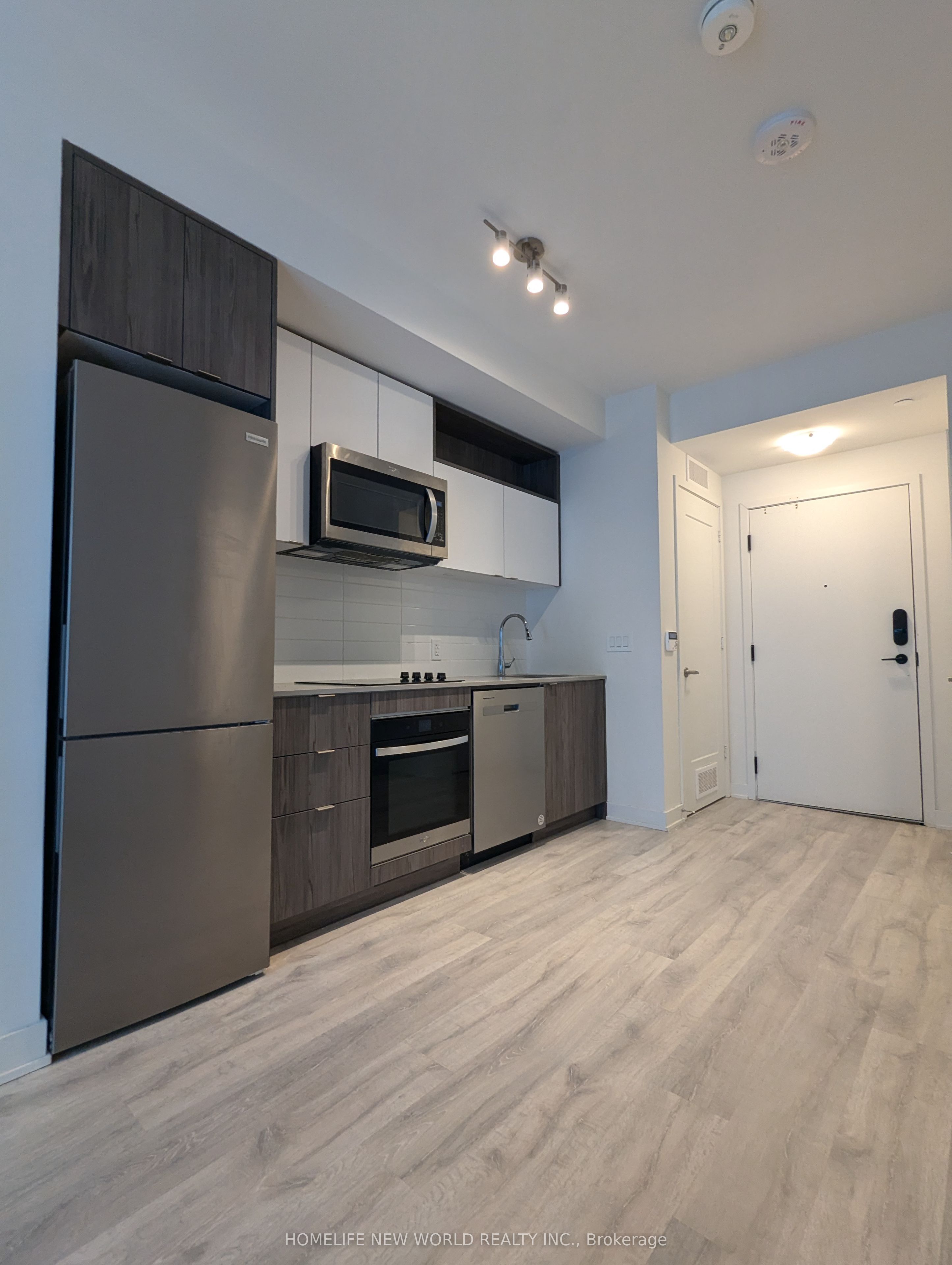 121 Lower Sherbourne Street 1643, Toronto, ON M5A 0W8 photo 3