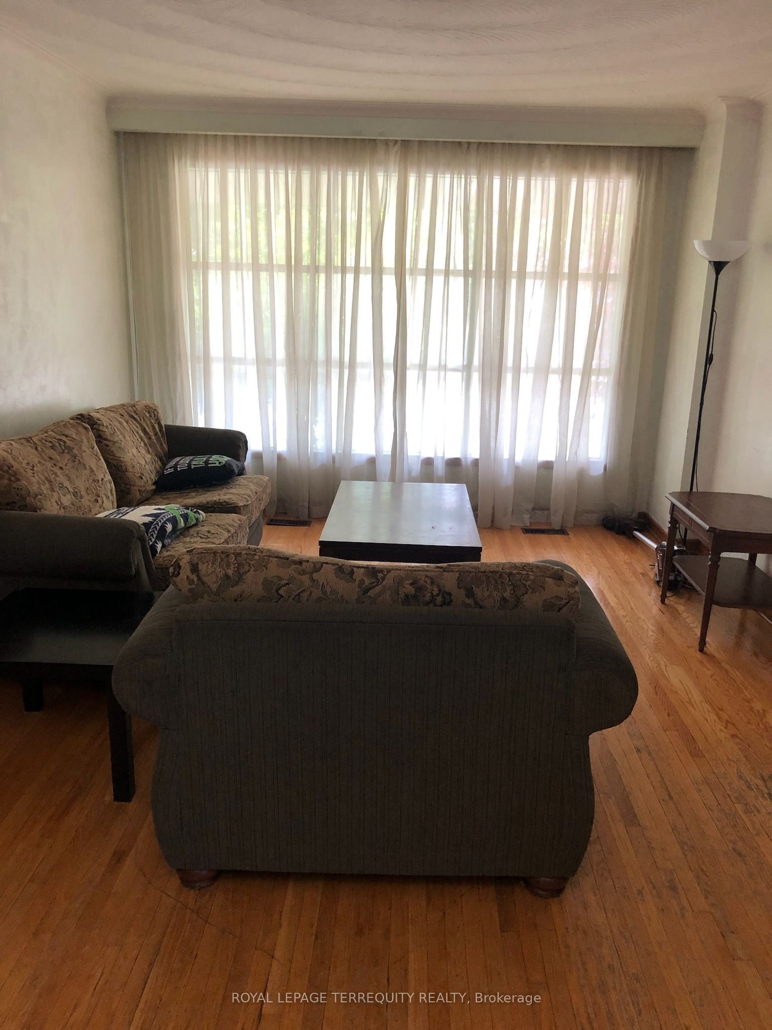 211 Pineway Boulevard, Toronto, ON M2H 1B4 photo 3