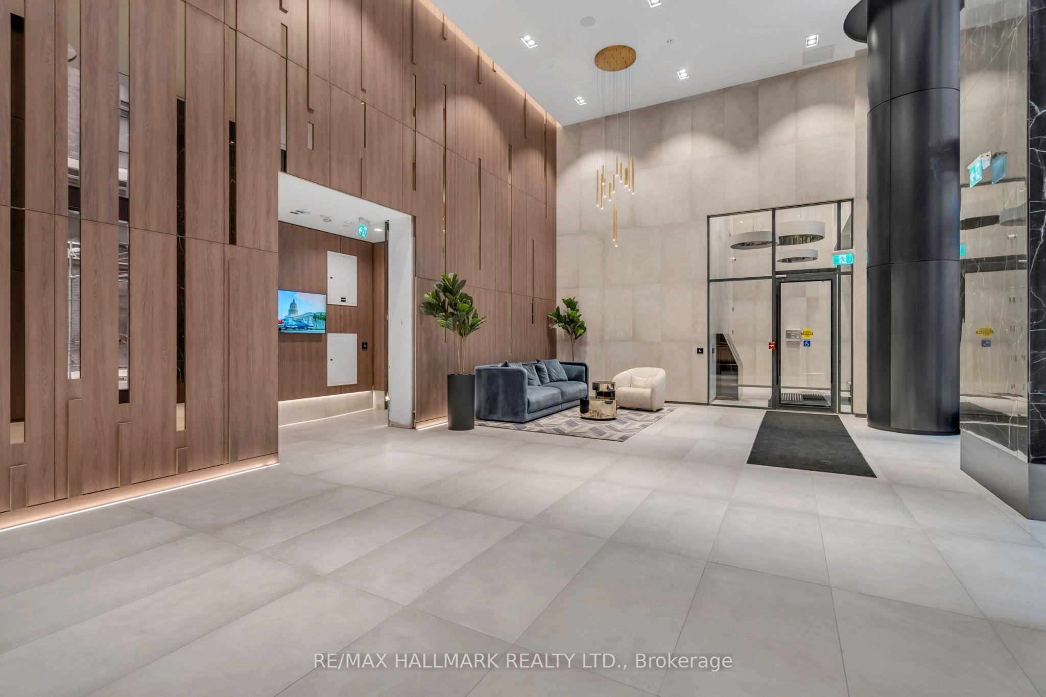 55 Mercer Street 3212, Toronto, ON M5V 1H2 photo 2