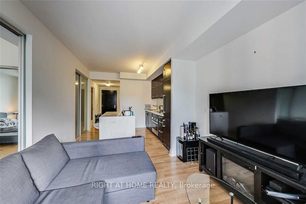 65 St. Mary Street 1608, Toronto, ON M5S 0A6 photo 3