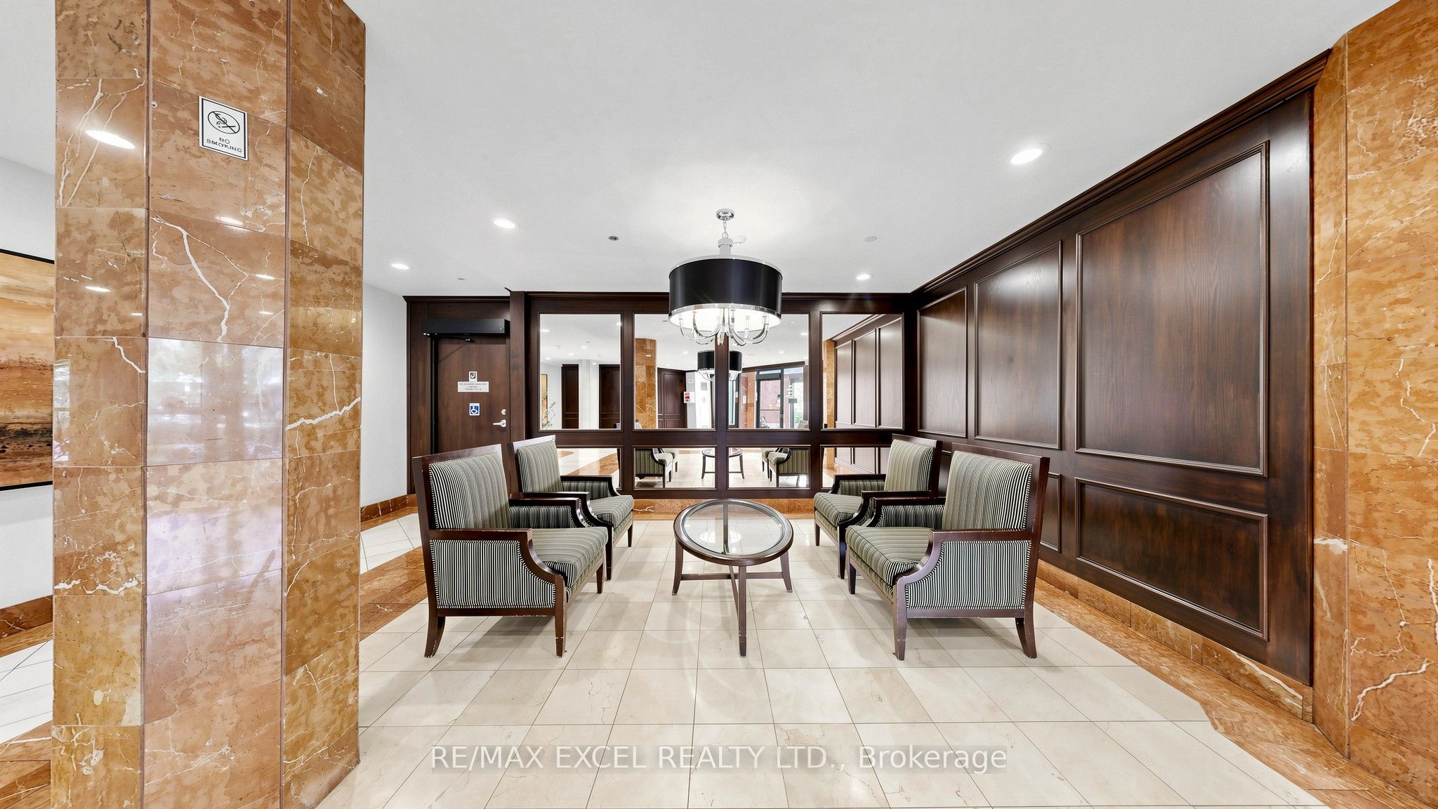 1101 Steeles Avenue W Ph103, Toronto, ON M2R 3W5 photo 5