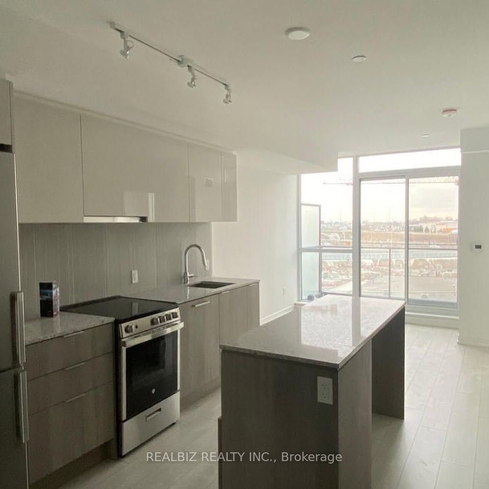 31 Tippett Road 651, Toronto, ON M3H 2V1 photo 3