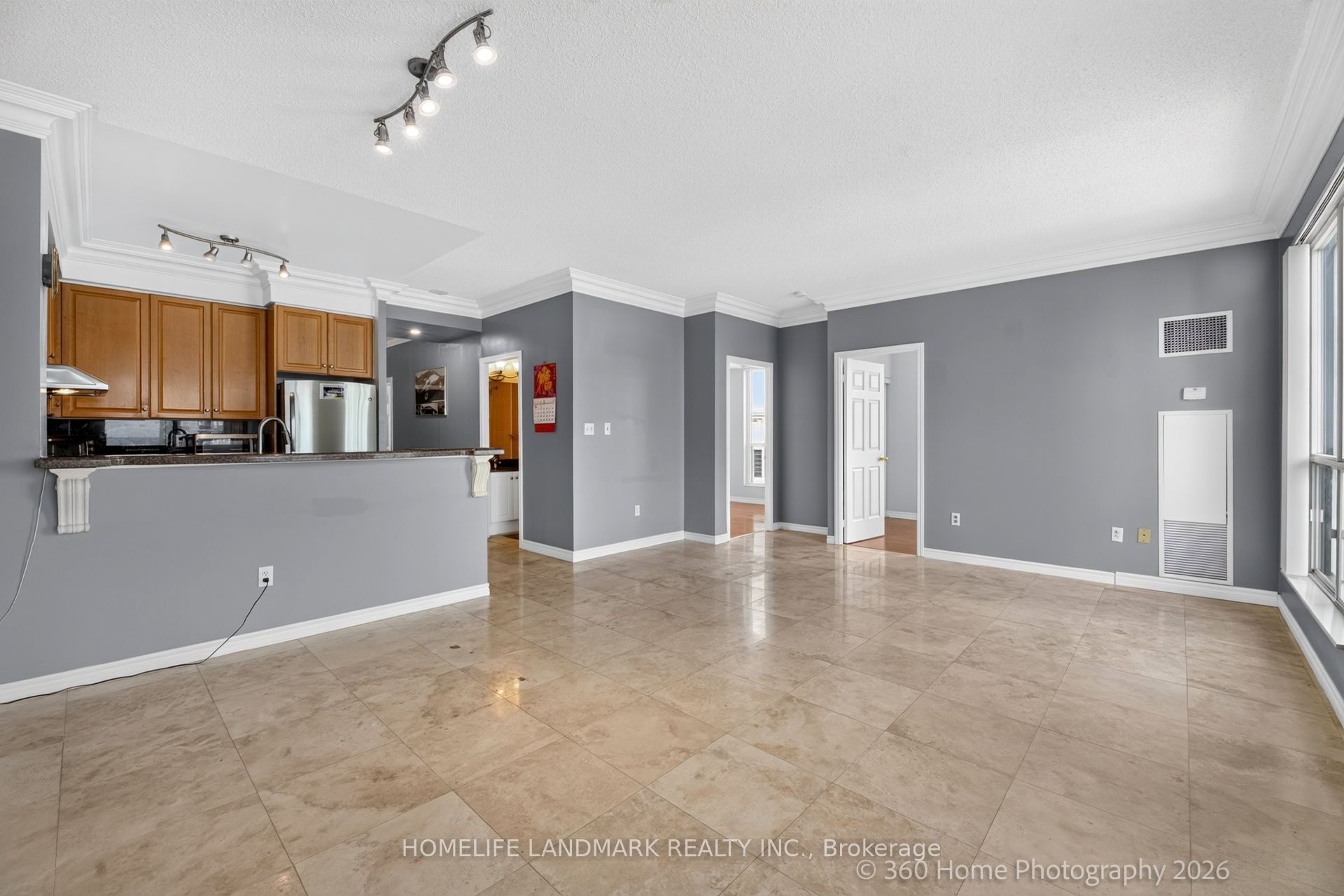 7 Lorraine Drive MPH07, Toronto, ON M2N 7H2 photo 4