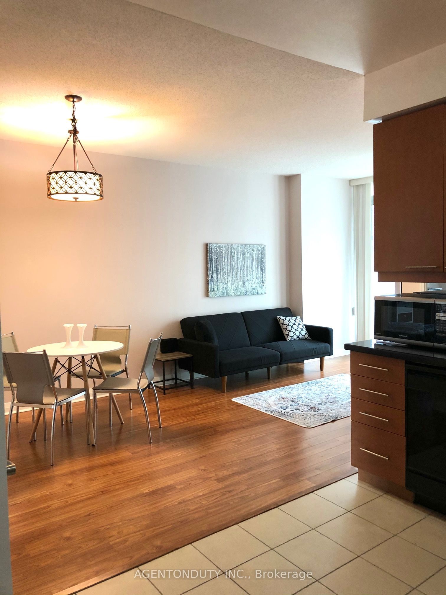 1121 Bay Street 701, Toronto, ON M5S 3L9 photo 4