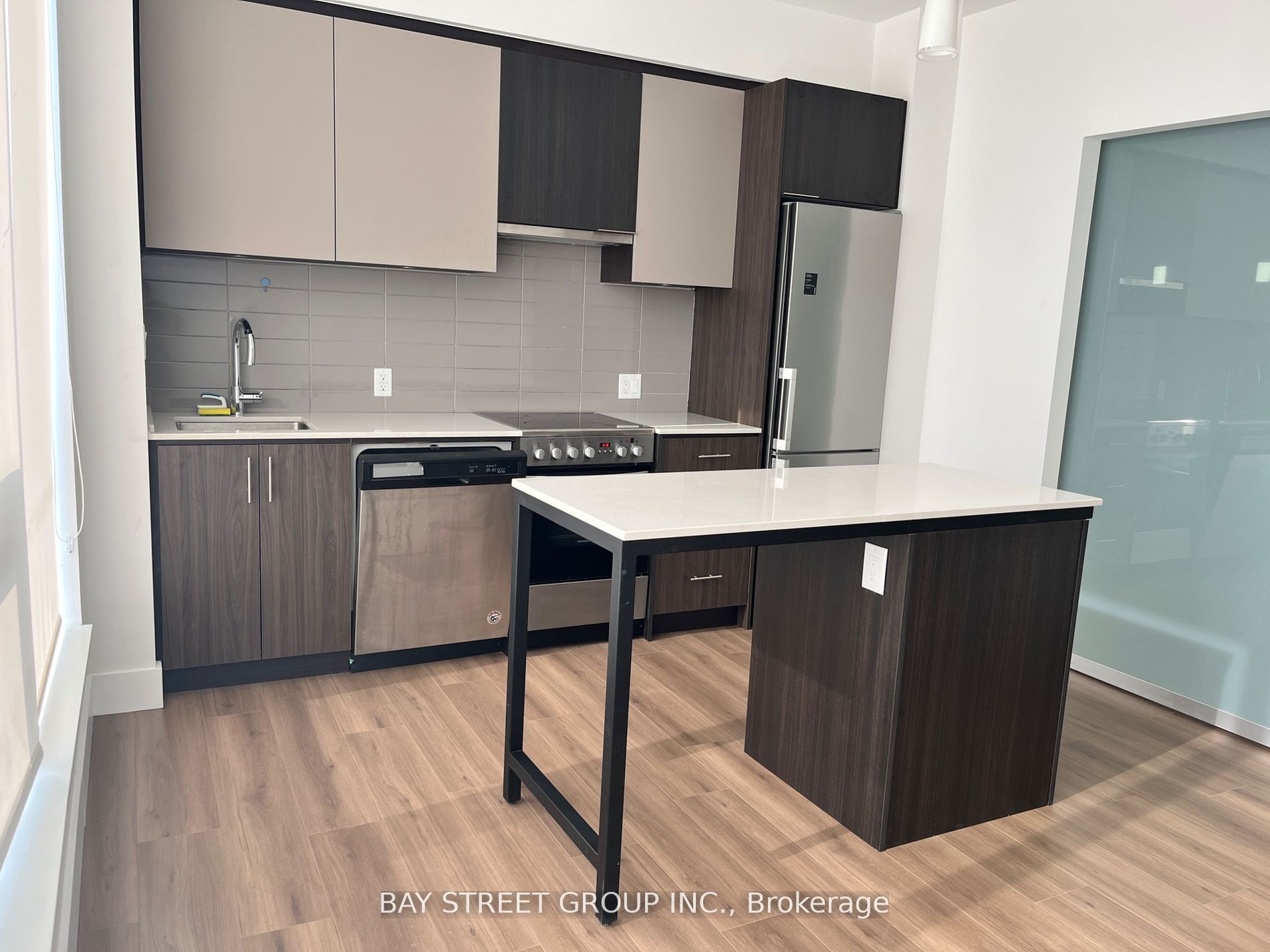 203 College Street 703, Toronto, ON M5T 1P9 photo 5