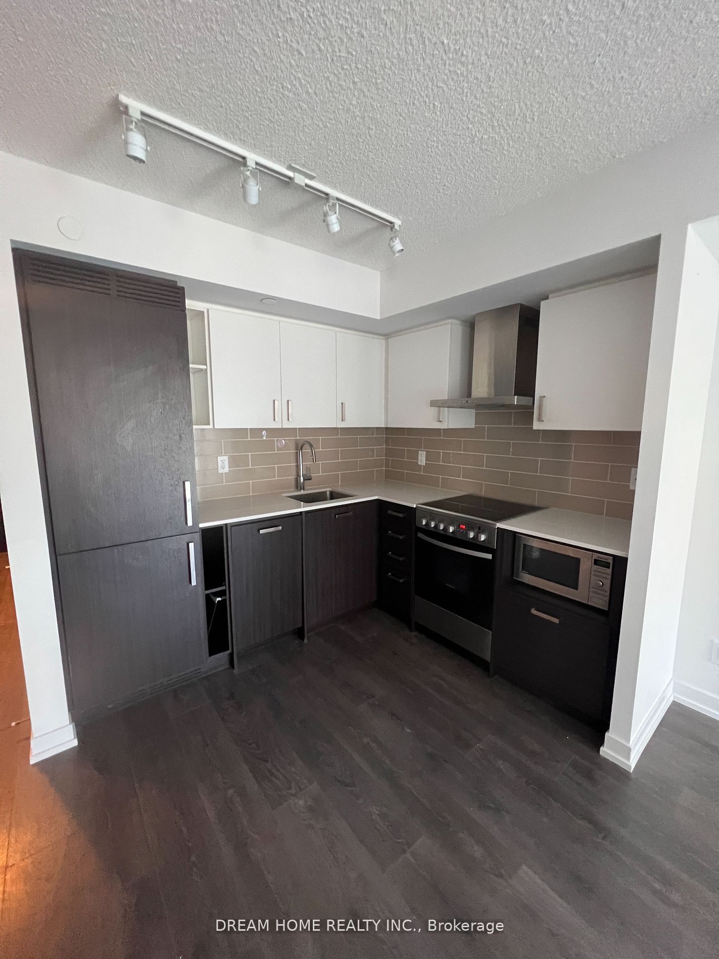 125 redpath Avenue 1407, Toronto, ON M4S 0B5 photo 3