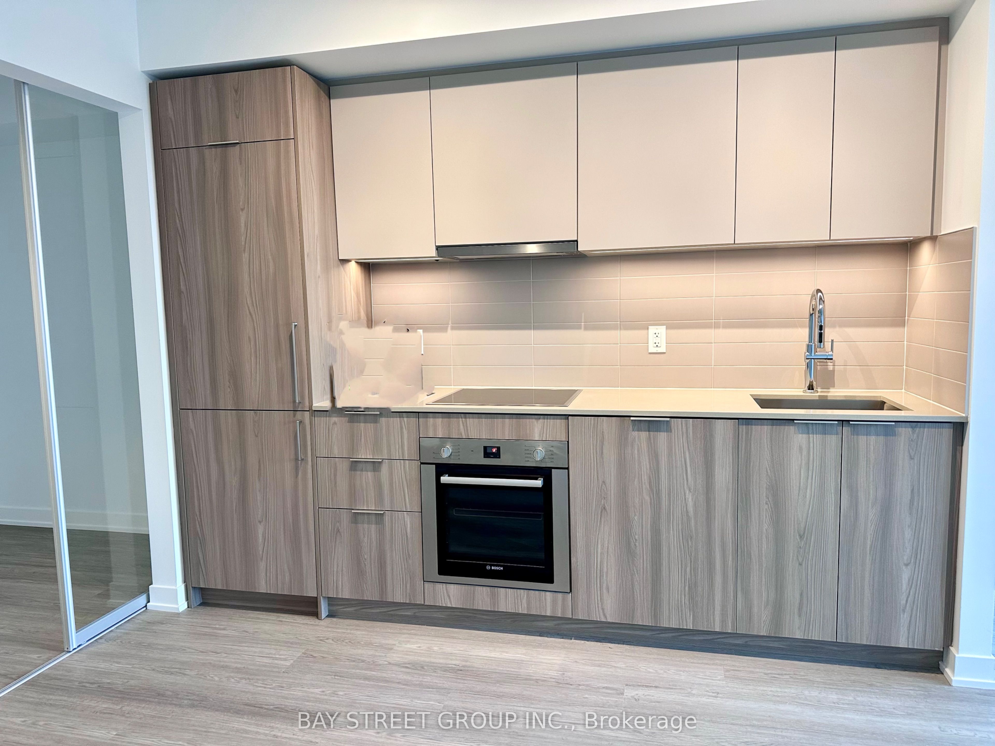 15 David Salomon Drive 1909, Toronto, ON M3C 1E7 photo 3