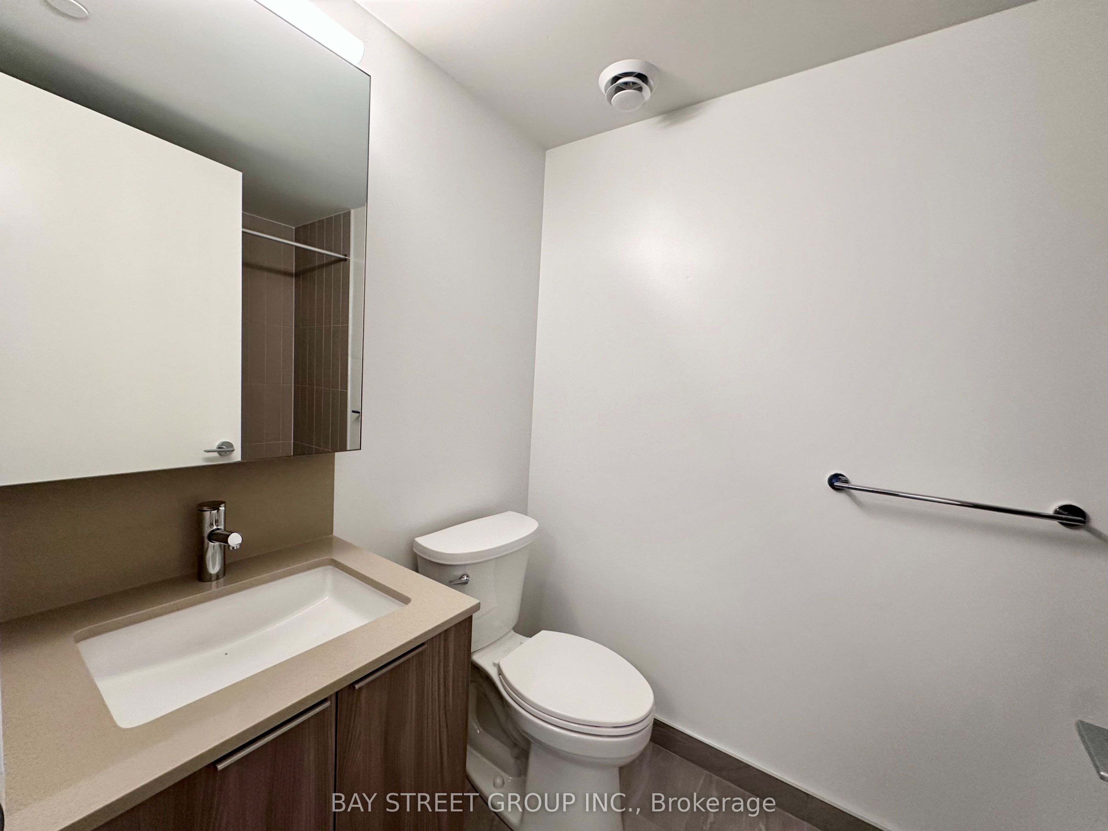 15 David Salomon Drive 1909, Toronto, ON M3C 1E7 photo 5